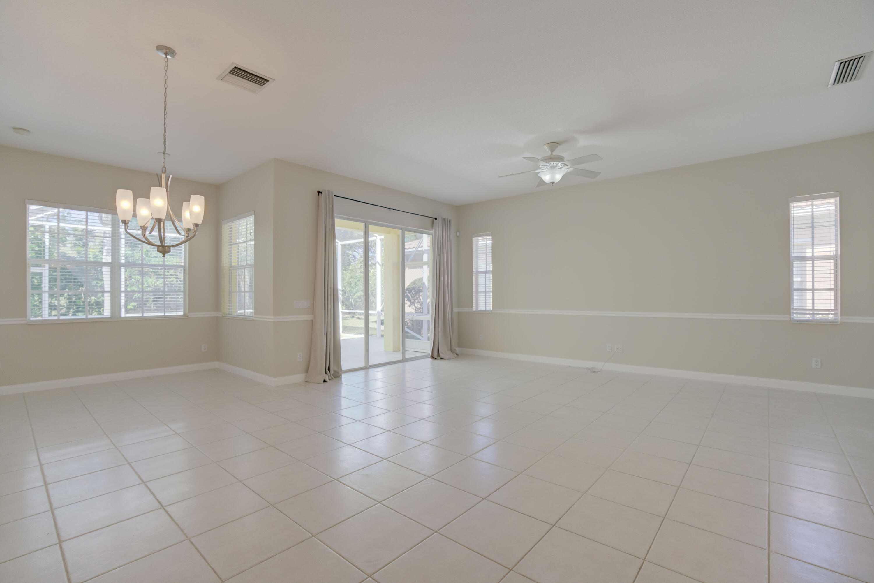 256 San Remo, Jupiter FL 33458