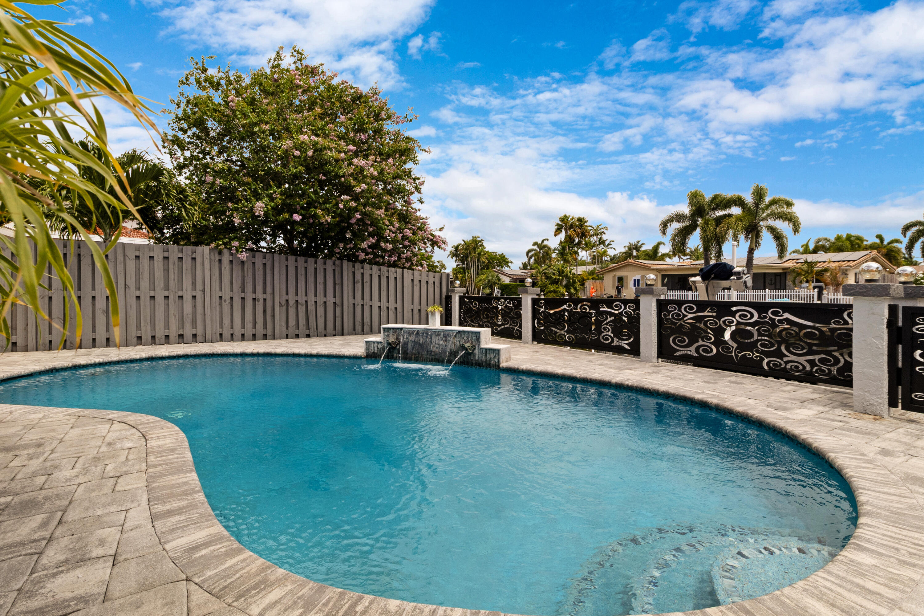 1483 NE 53rd, Fort Lauderdale FL 33334