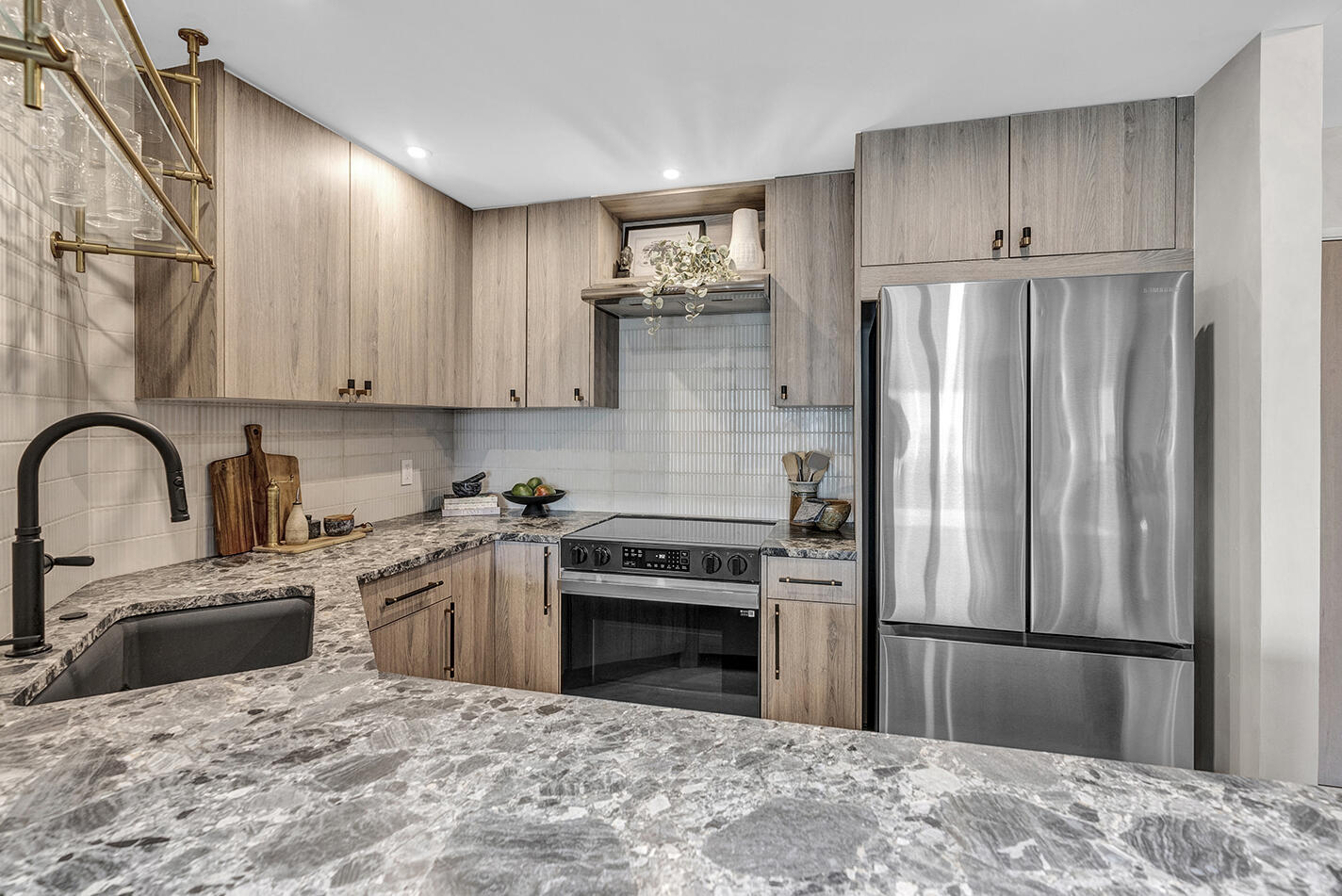 340 Sunset #505, Fort Lauderdale FL 33301