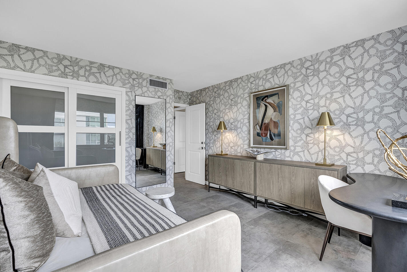 340 Sunset #505, Fort Lauderdale FL 33301