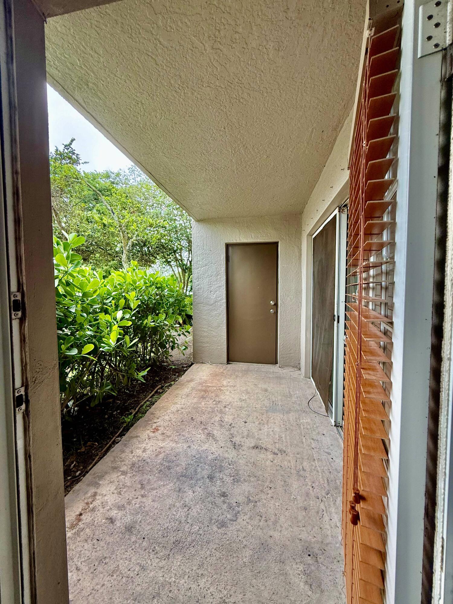 5065 Wiles #105, Coconut Creek FL 33073