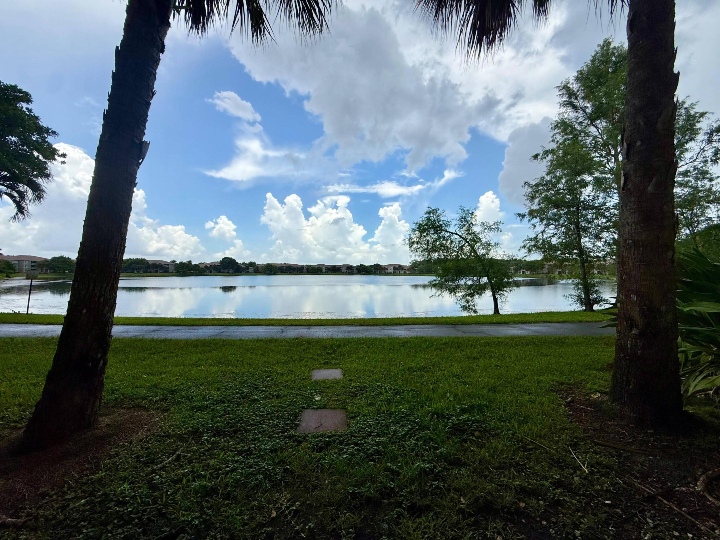 5065 Wiles #105, Coconut Creek FL 33073
