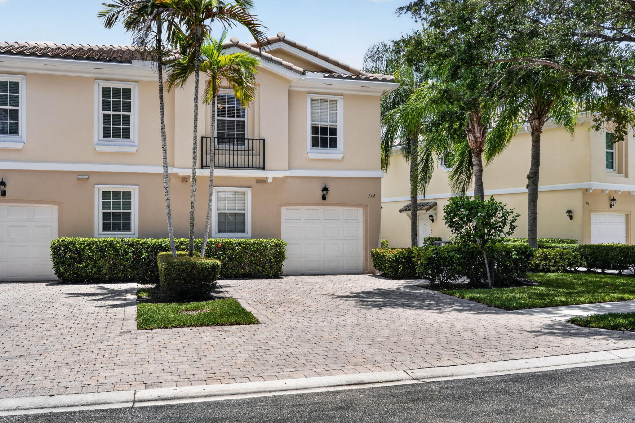 112 Santa Barbara, Palm Beach Gardens FL 33410
