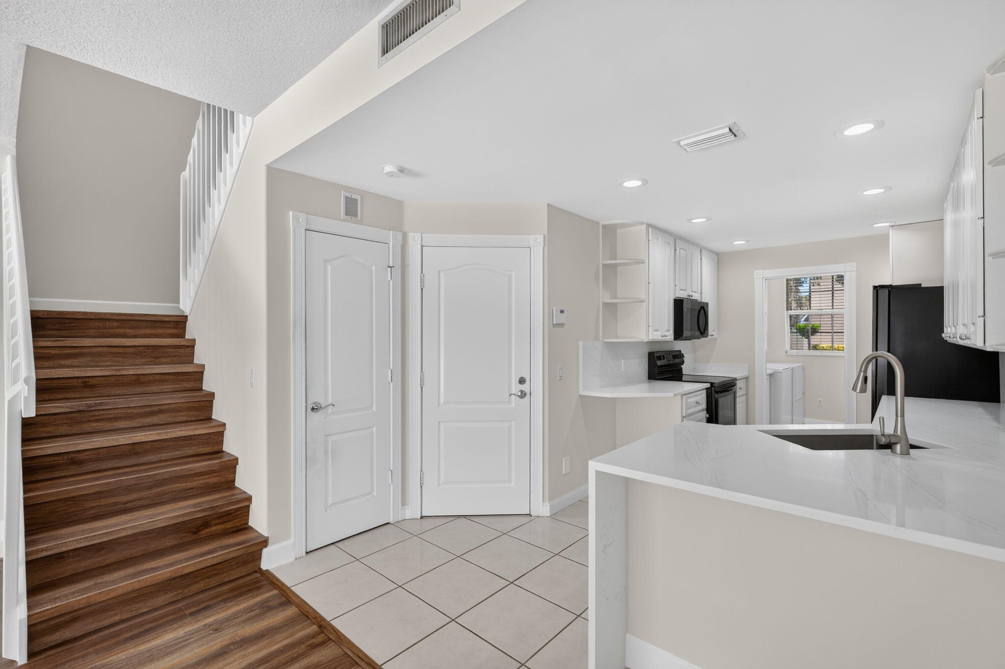 112 Santa Barbara, Palm Beach Gardens FL 33410
