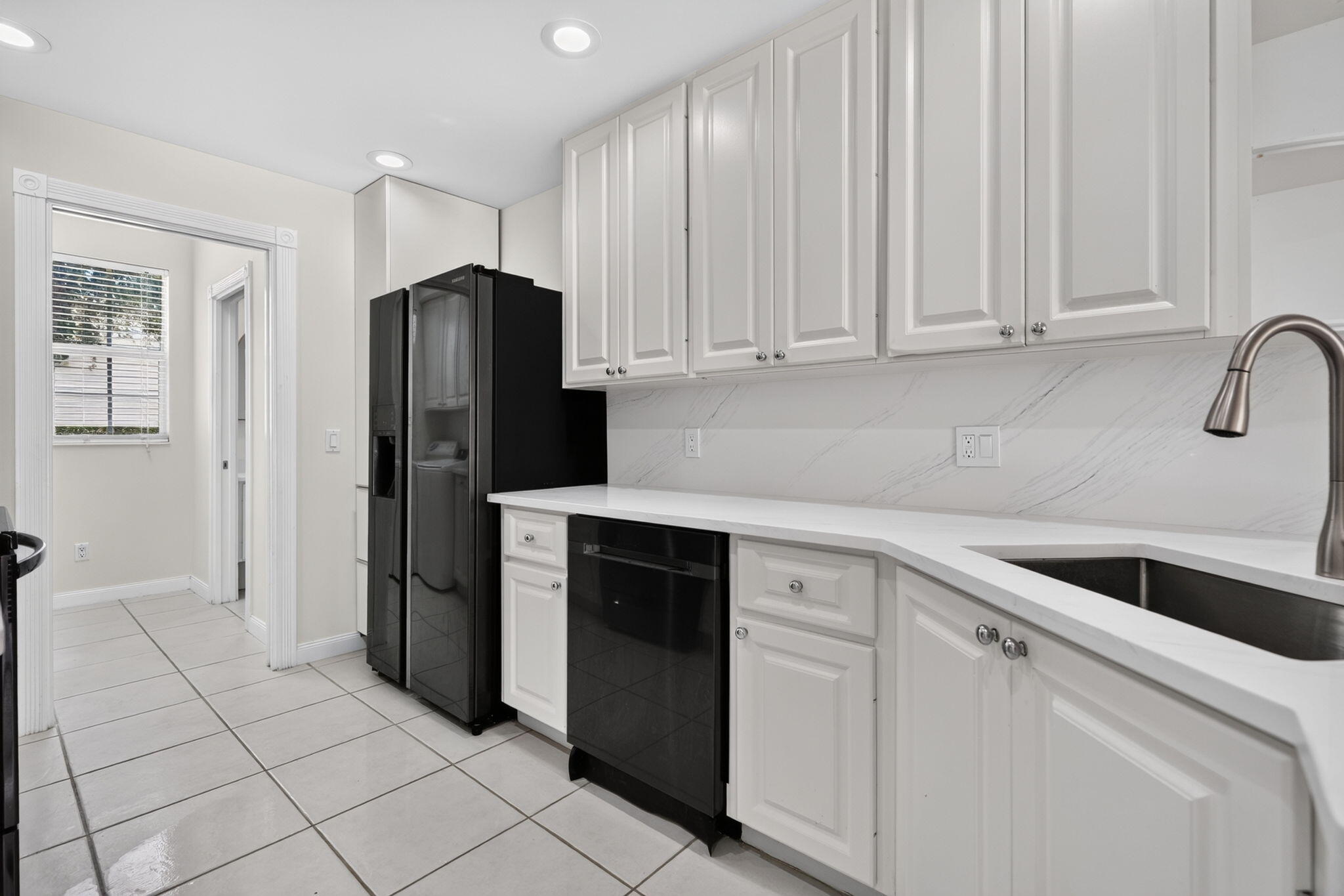 112 Santa Barbara, Palm Beach Gardens FL 33410