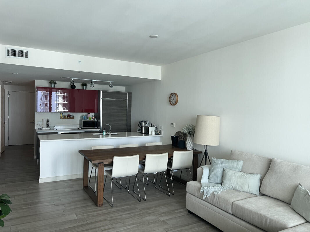 1100 S Miami #1711, Miami FL 33130