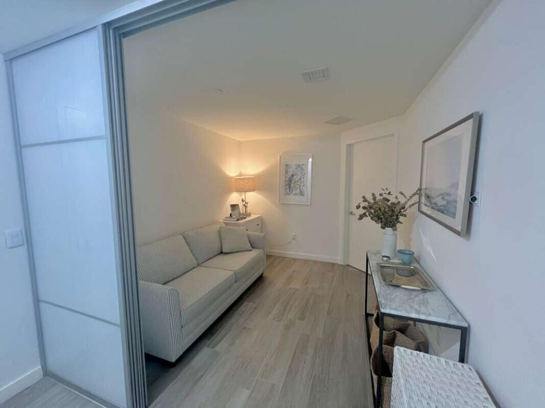 1100 S Miami #1711, Miami FL 33130