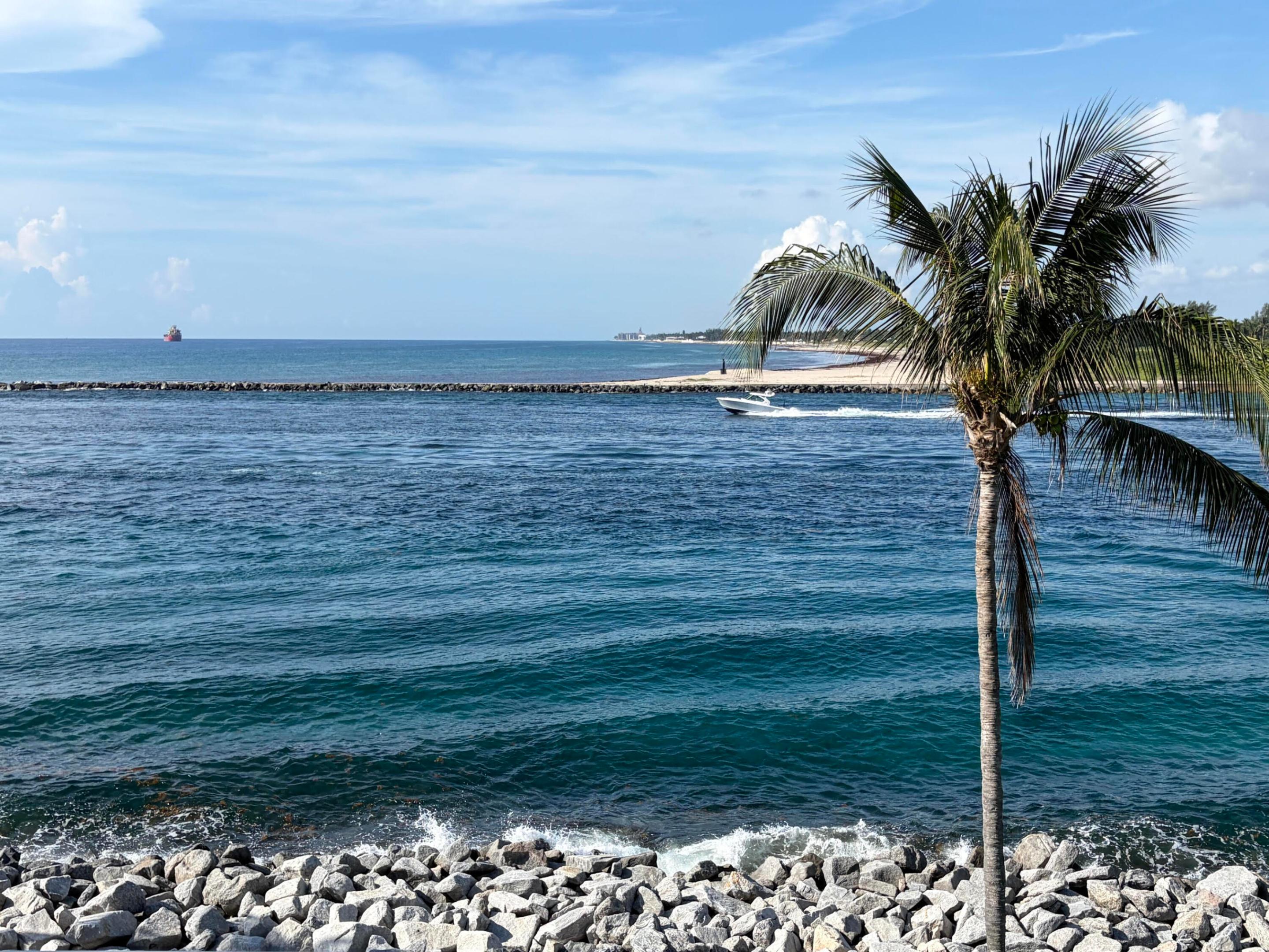 140 Inlet #312, Palm Beach Shores FL 33404
