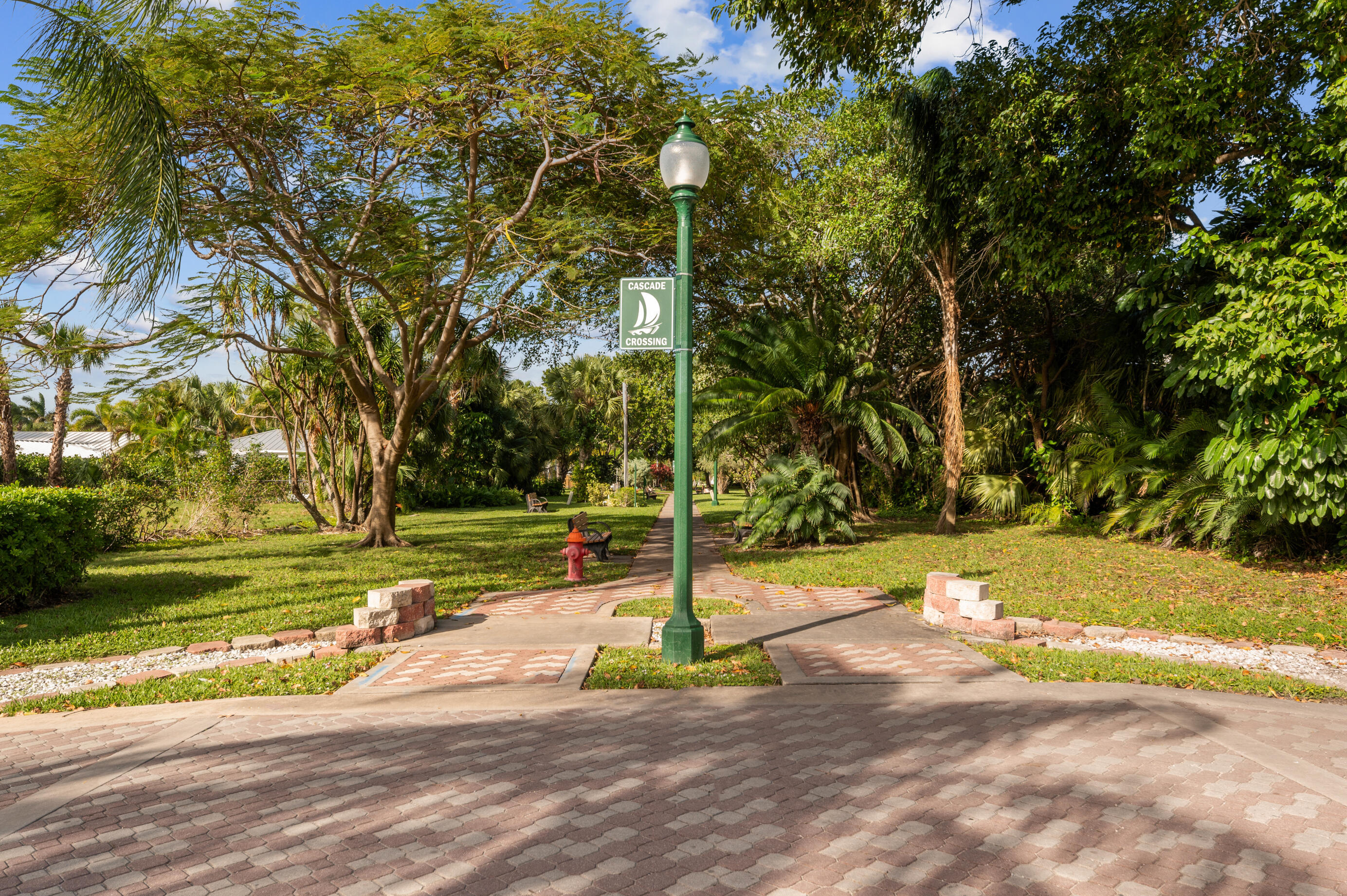 140 Inlet #312, Palm Beach Shores FL 33404