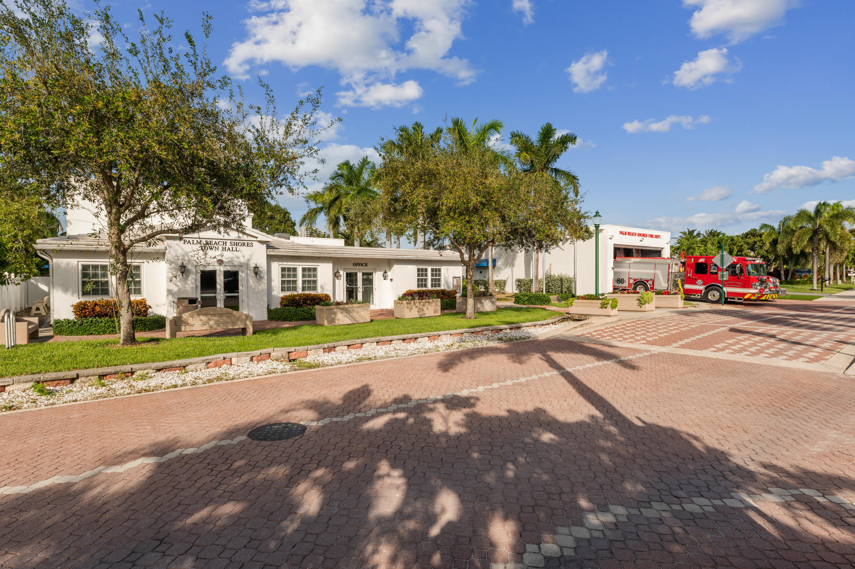 140 Inlet #312, Palm Beach Shores FL 33404