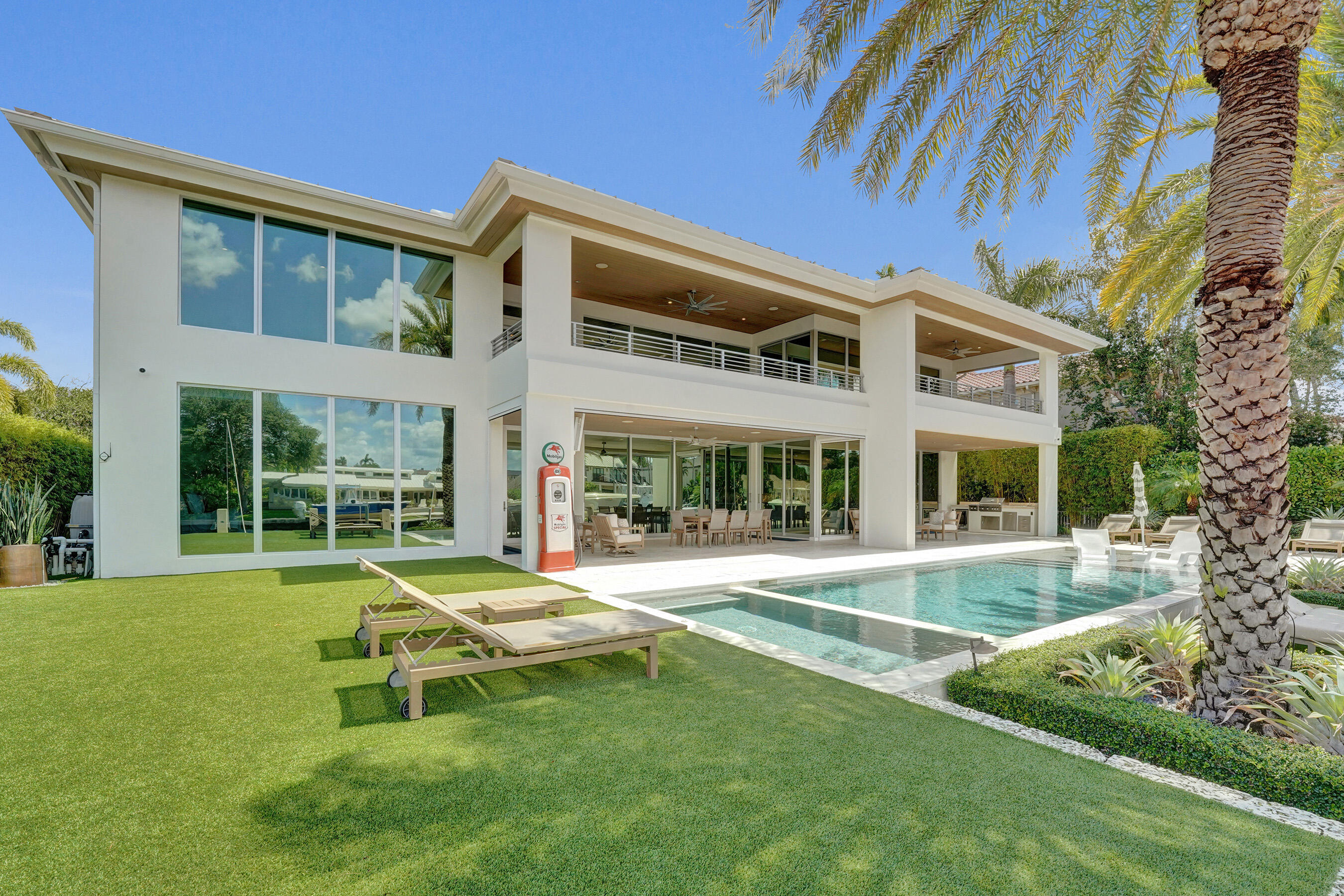 2718 NE 17th, Fort Lauderdale FL 33305