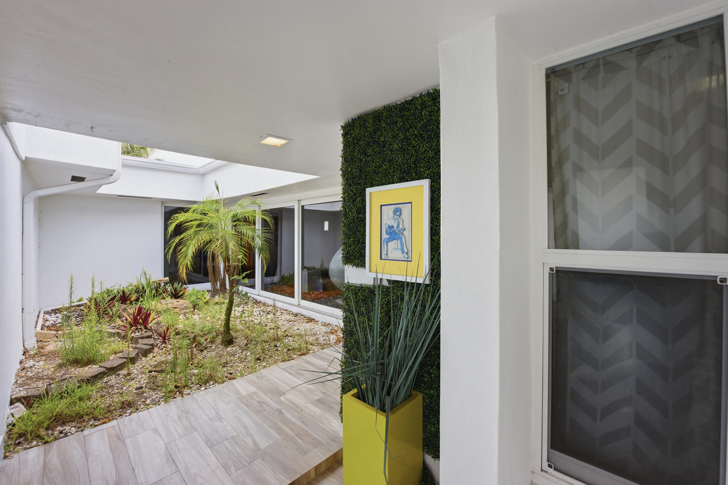 4400 Queen Palm, Tamarac FL 33319