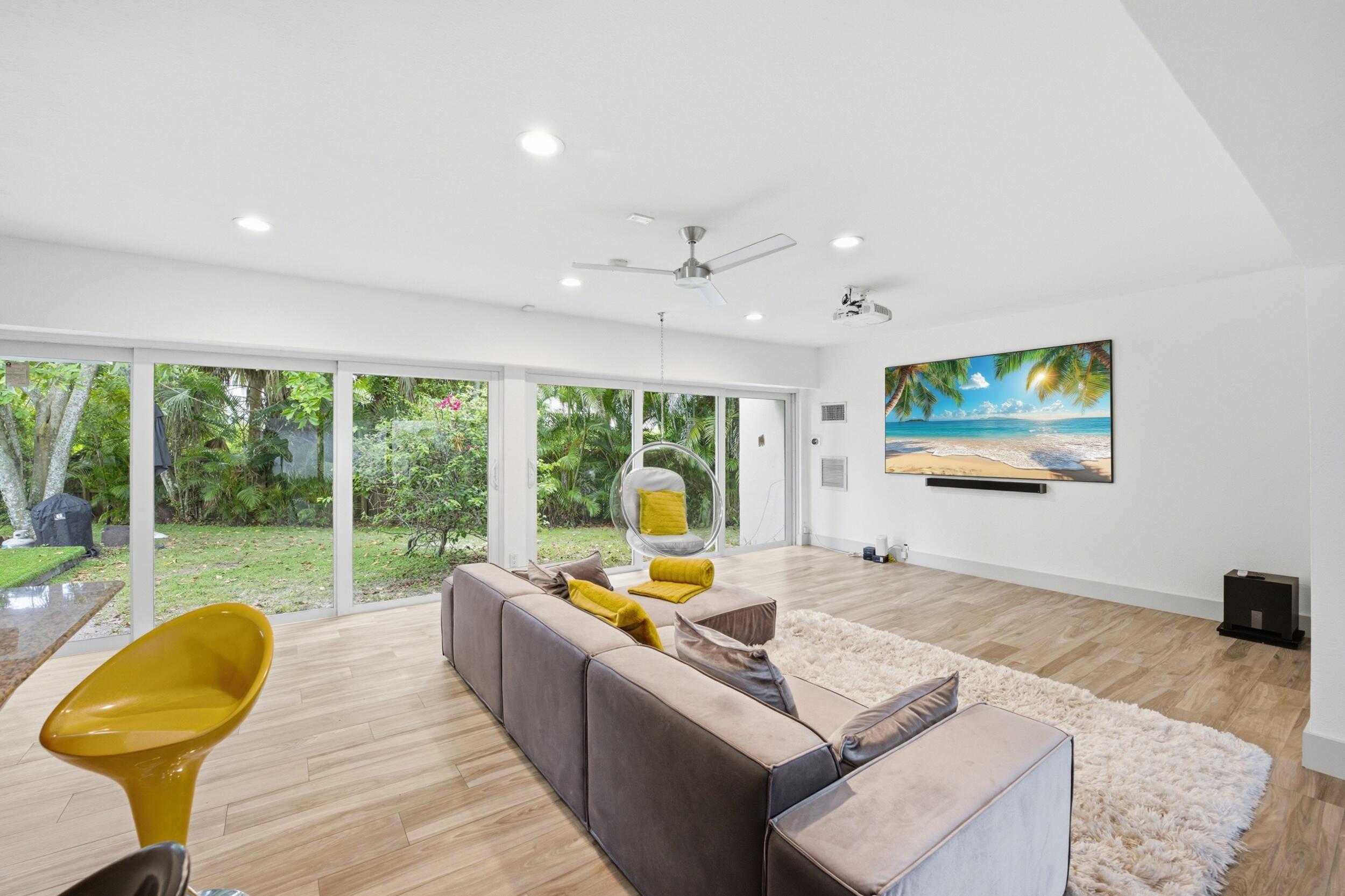 4400 Queen Palm, Tamarac FL 33319