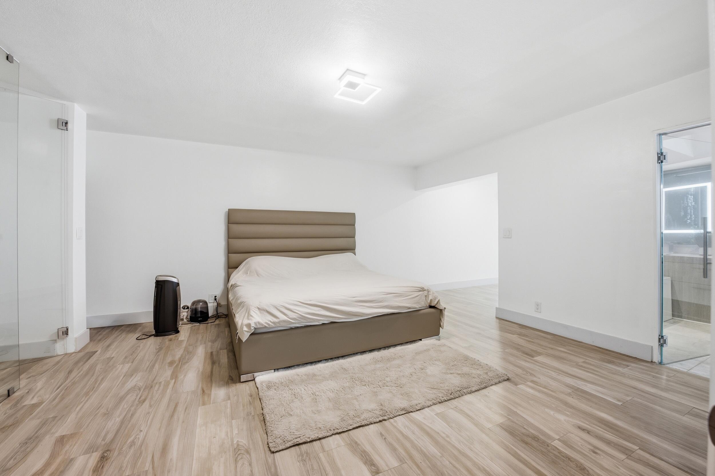 4400 Queen Palm, Tamarac FL 33319