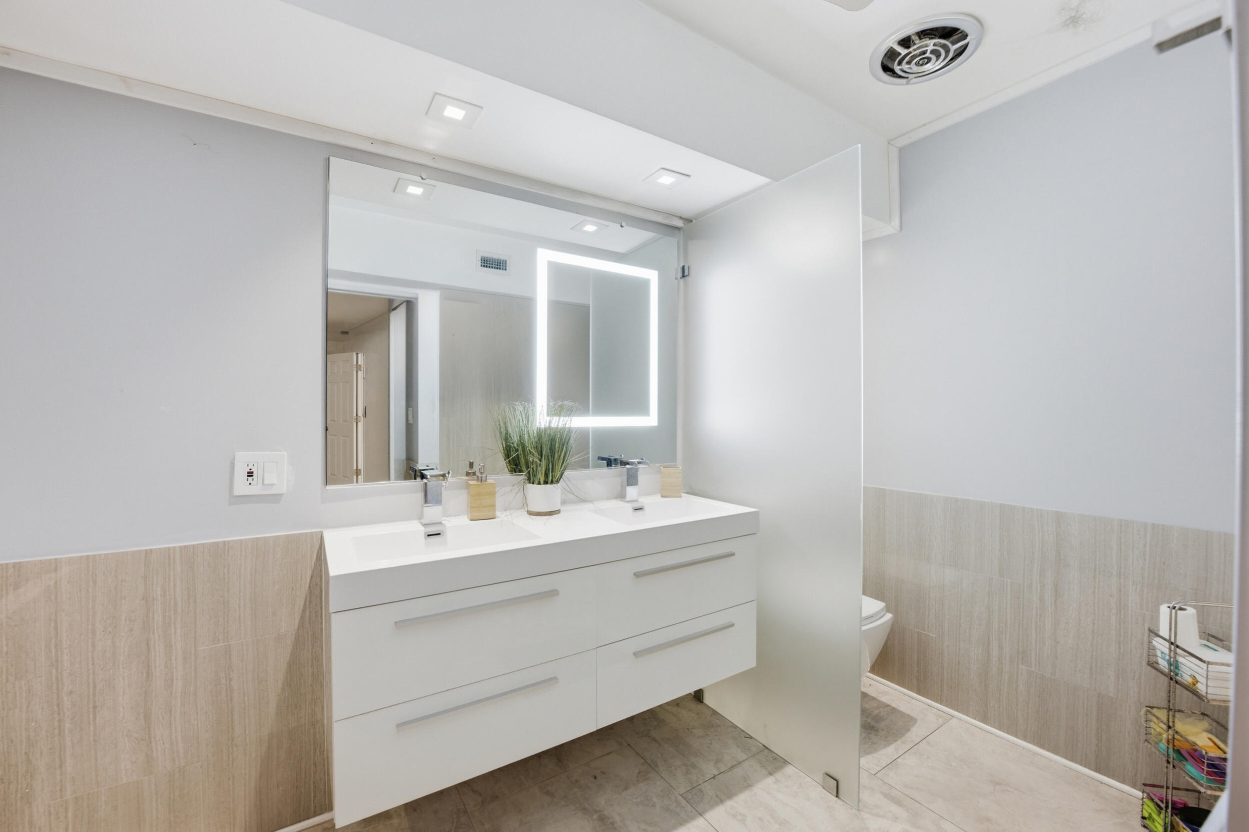 4400 Queen Palm, Tamarac FL 33319