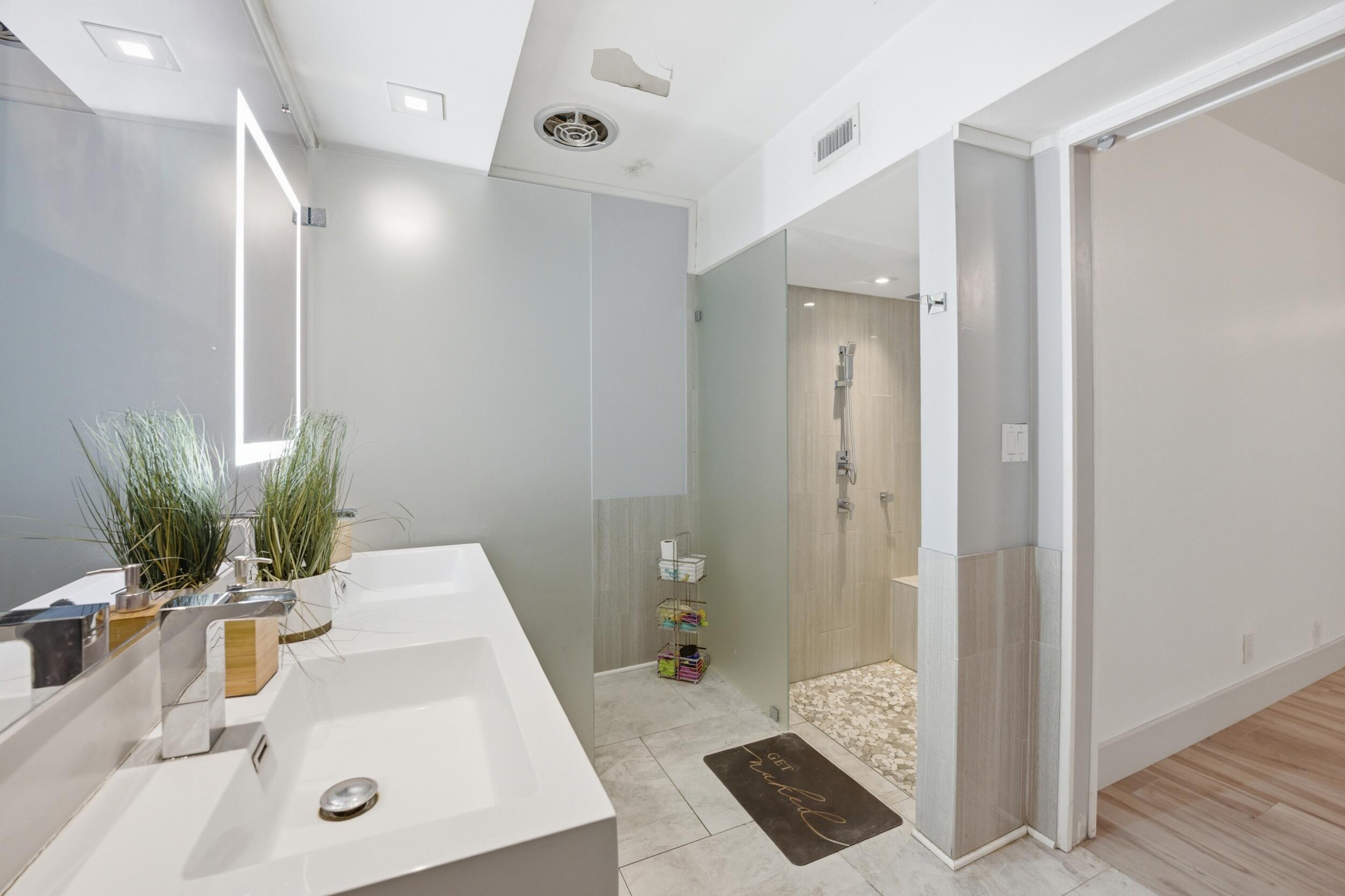 4400 Queen Palm, Tamarac FL 33319