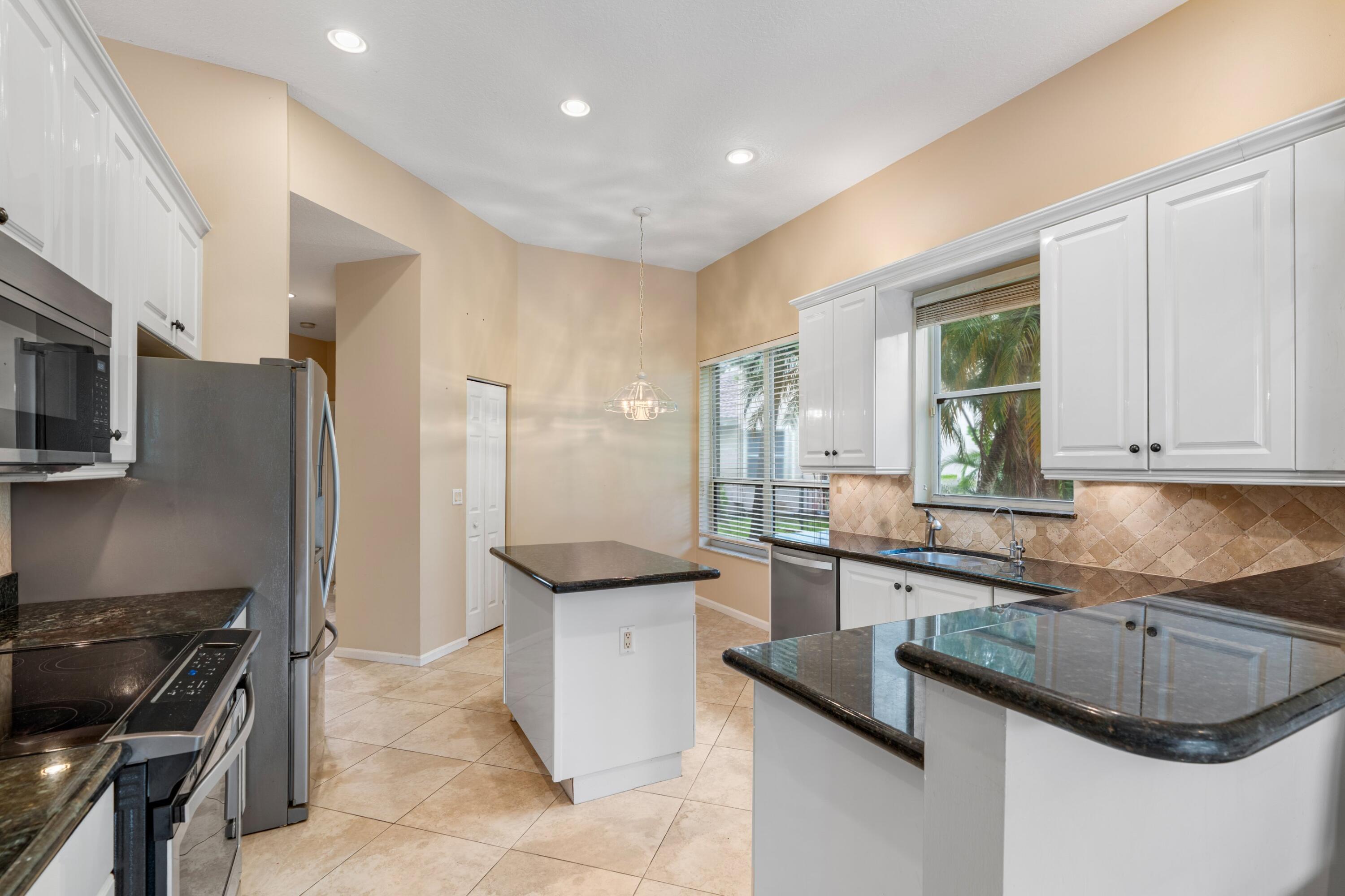 12800 Yardley, Boca Raton FL 33428