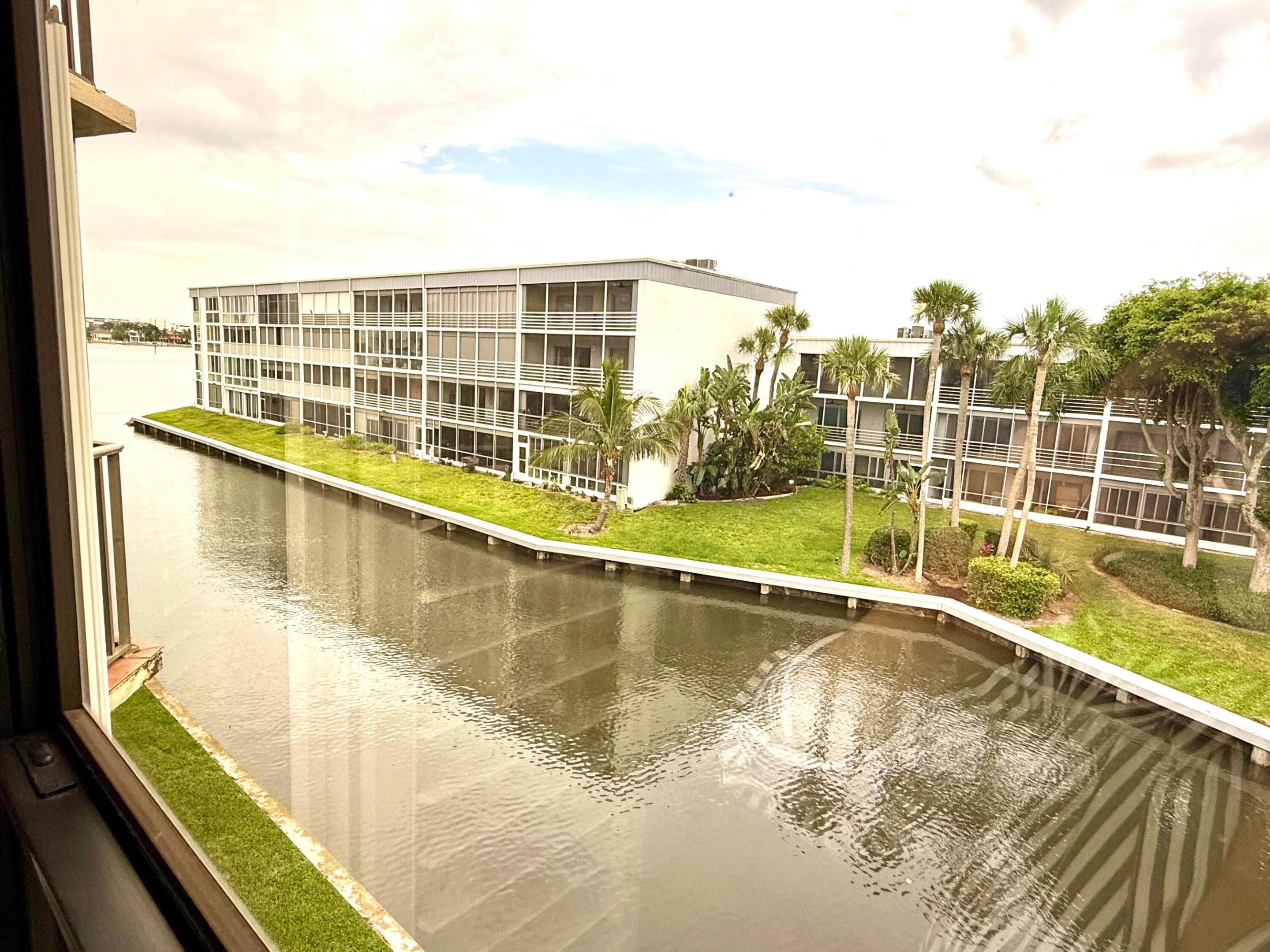 896 N Federal #325, Lantana FL 33462