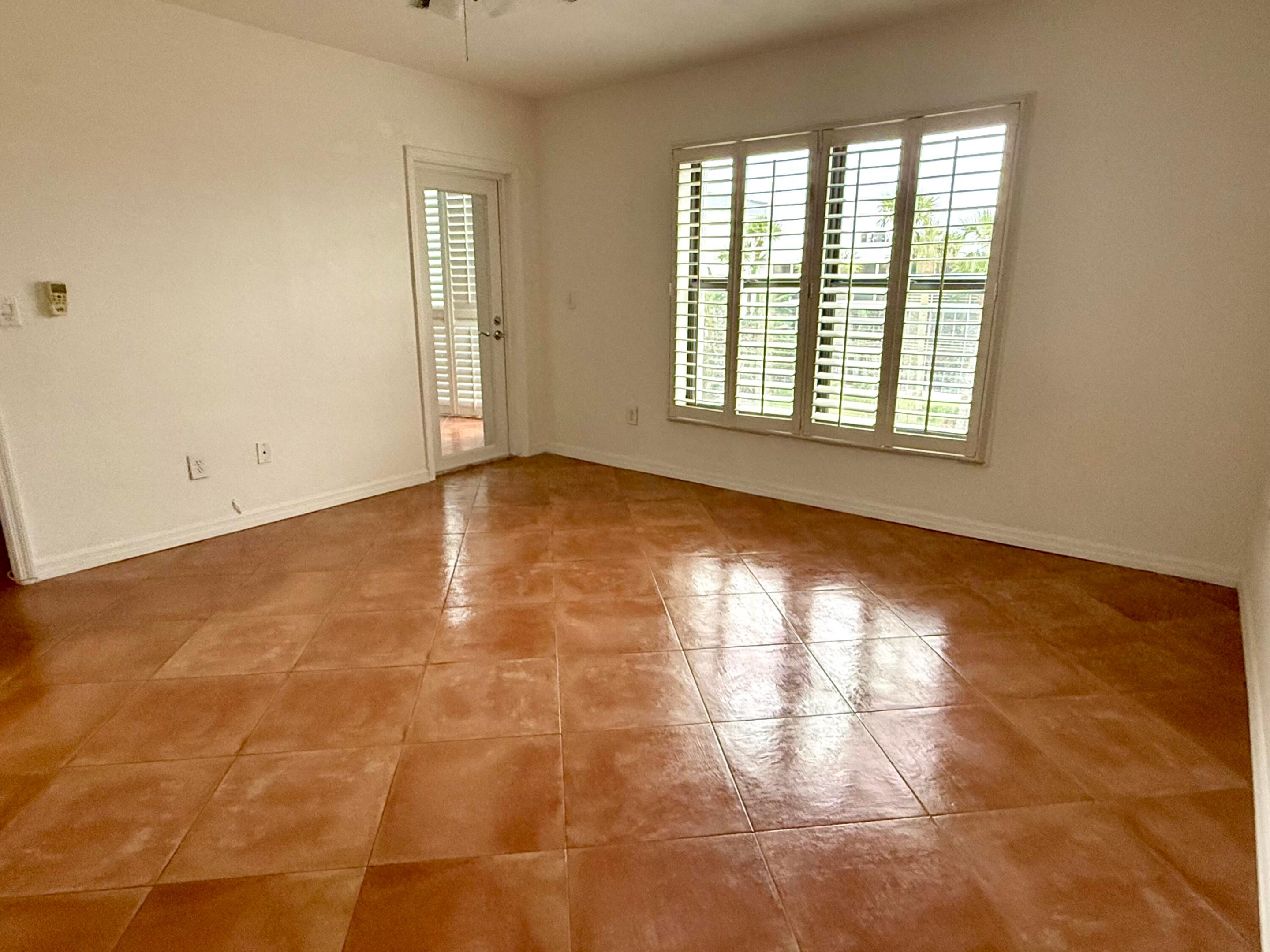 896 N Federal #325, Lantana FL 33462
