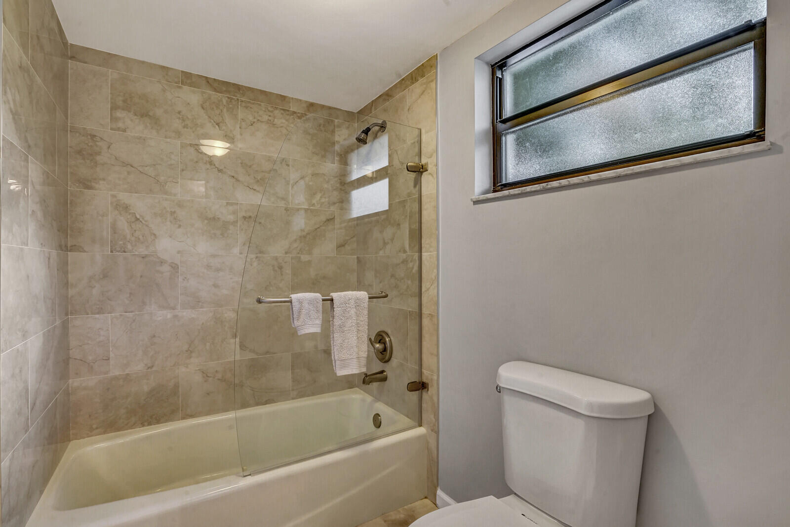 11863 Wimbledon #425, Wellington FL 33414