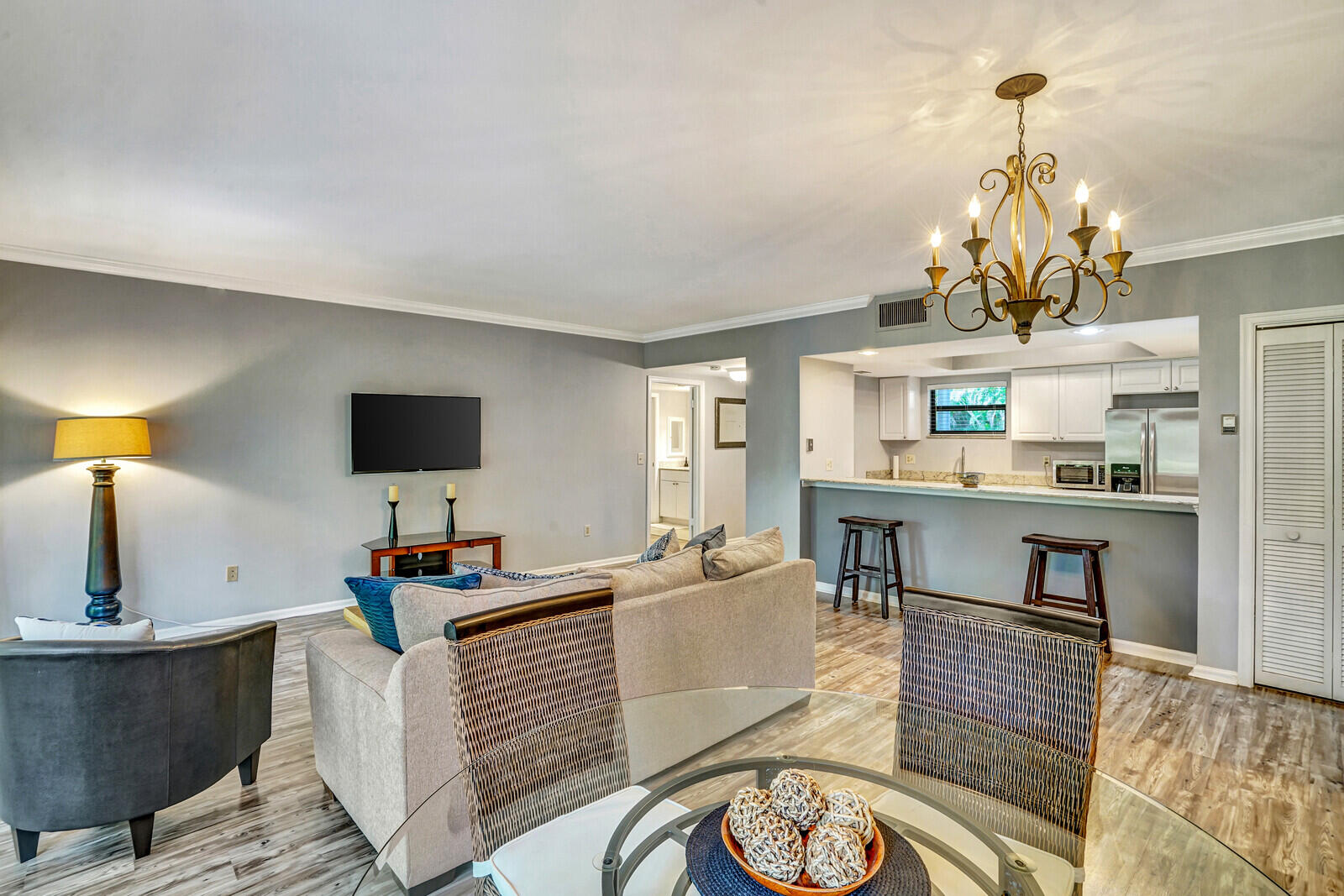 11863 Wimbledon #425, Wellington FL 33414