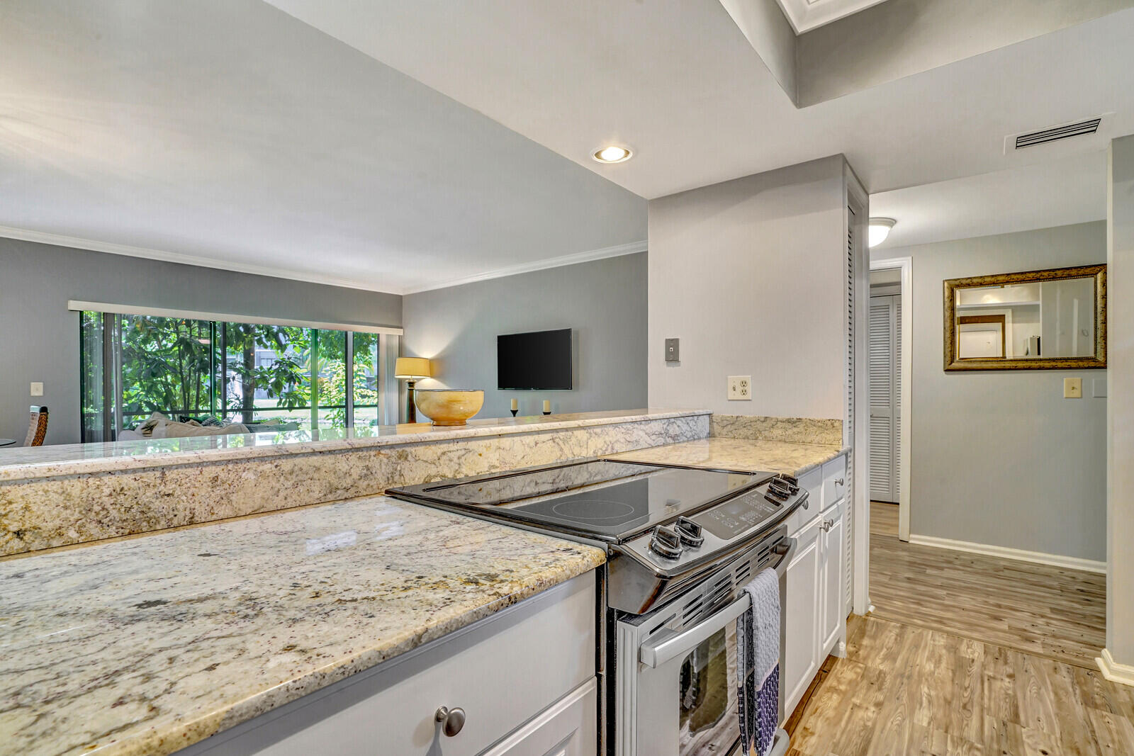 11863 Wimbledon #425, Wellington FL 33414