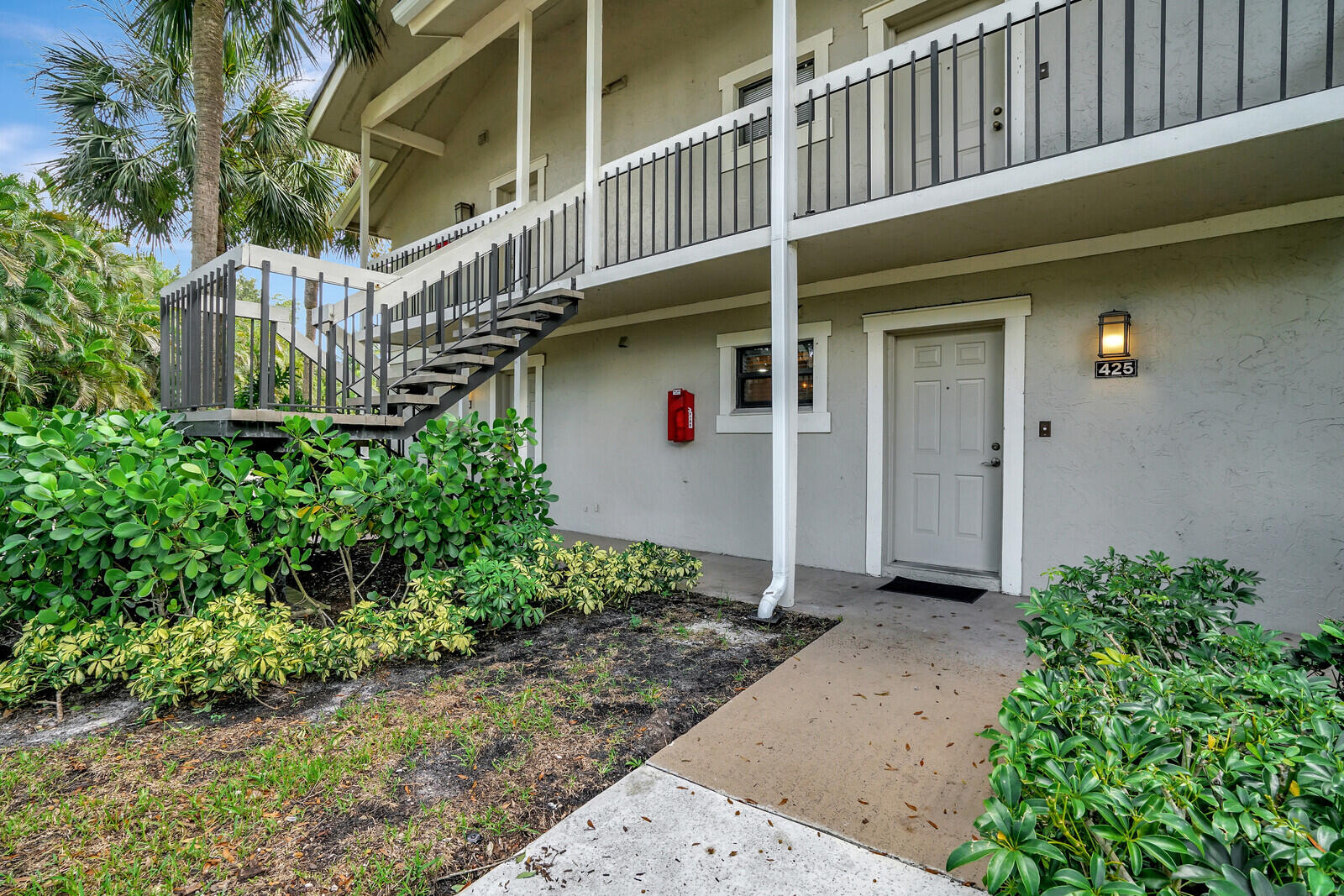 11863 Wimbledon #425, Wellington FL 33414