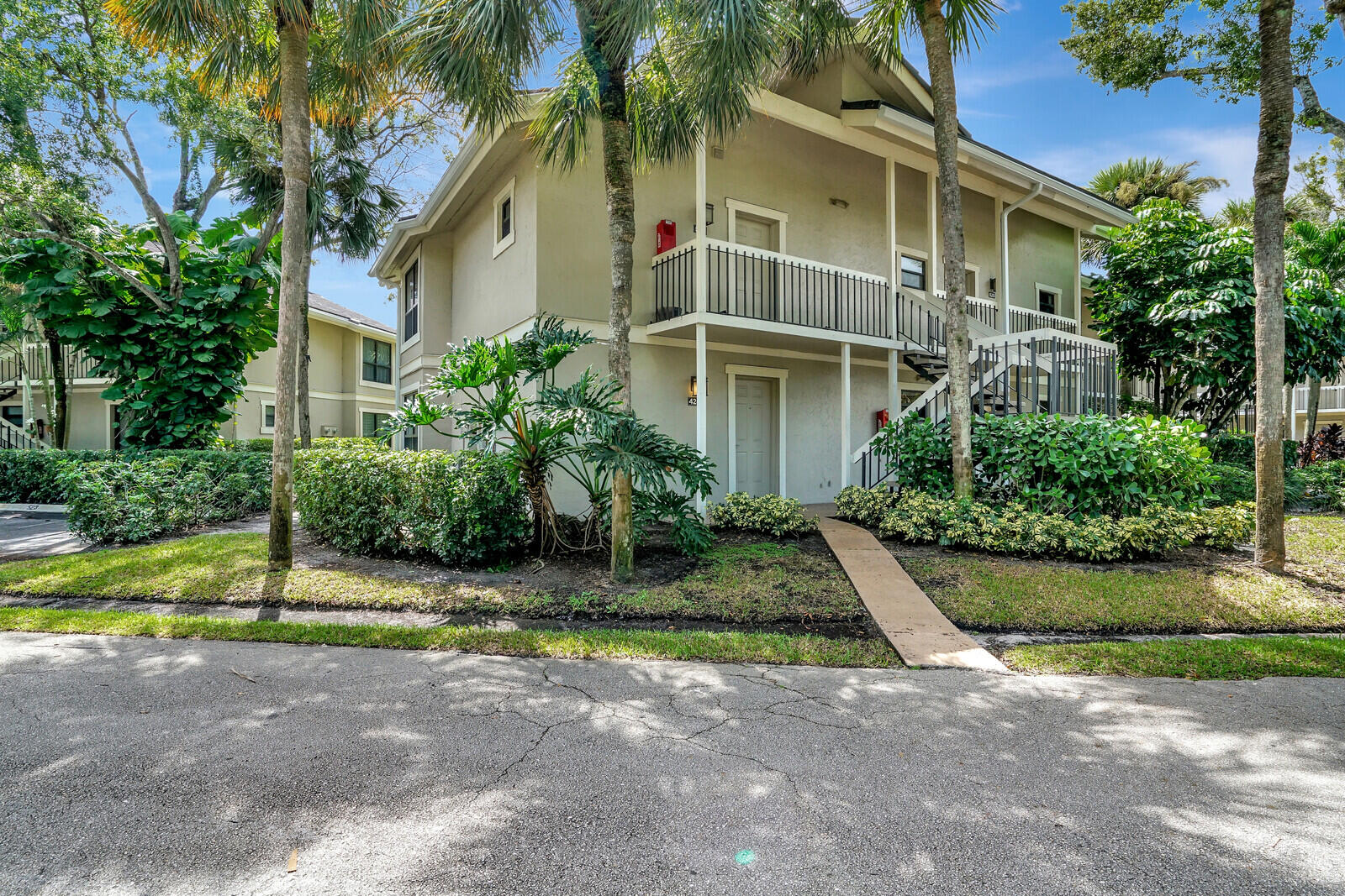 11863 Wimbledon #425, Wellington FL 33414
