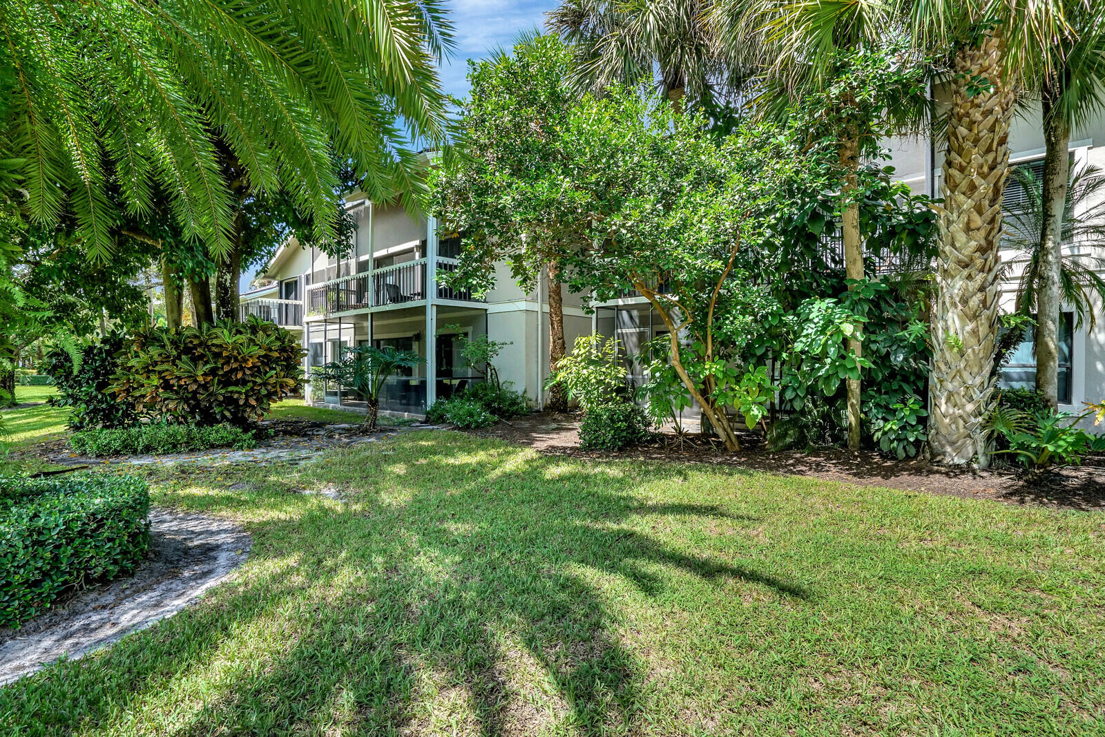 11863 Wimbledon #425, Wellington FL 33414