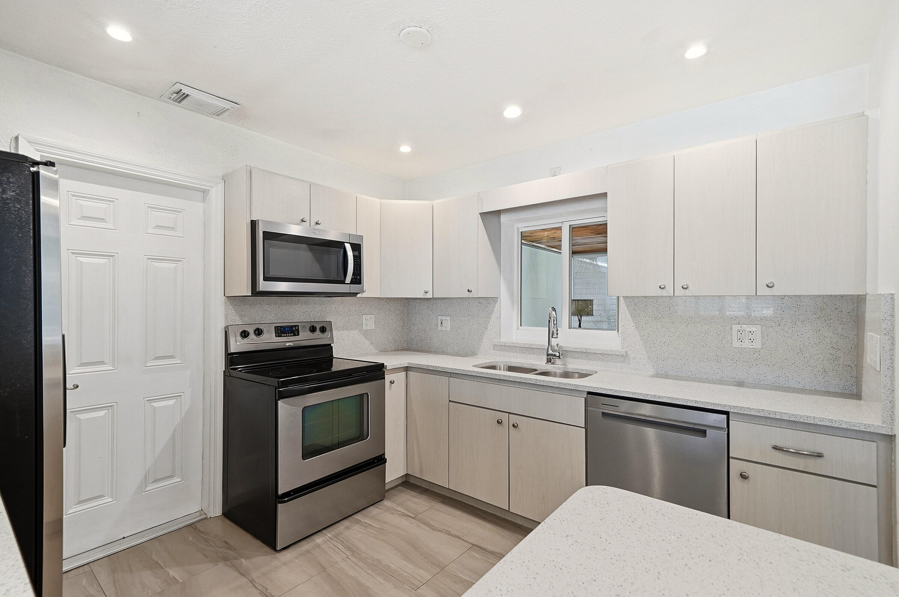 1777 NE 17th, Fort Lauderdale FL 33305