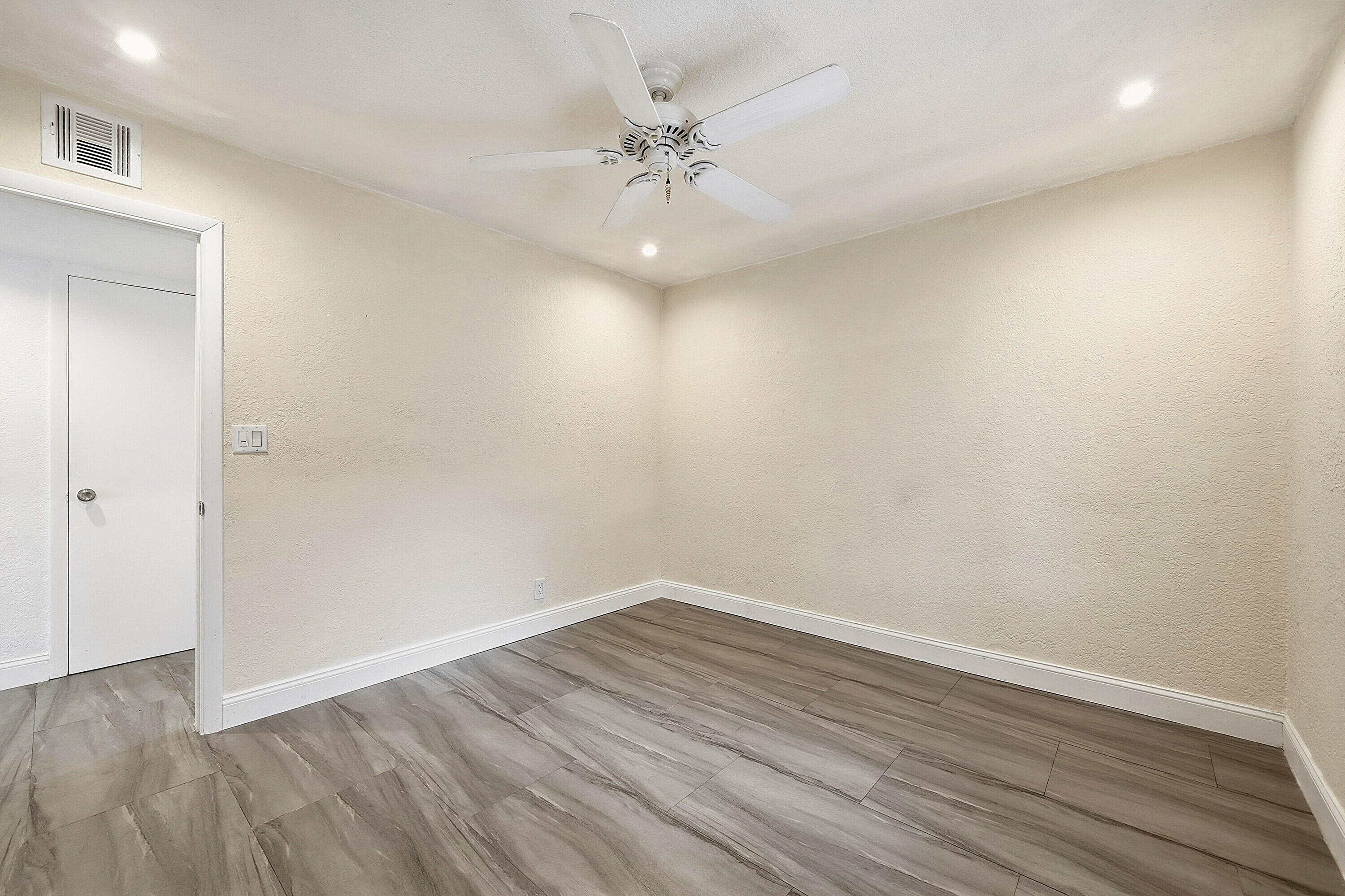 1777 NE 17th, Fort Lauderdale FL 33305