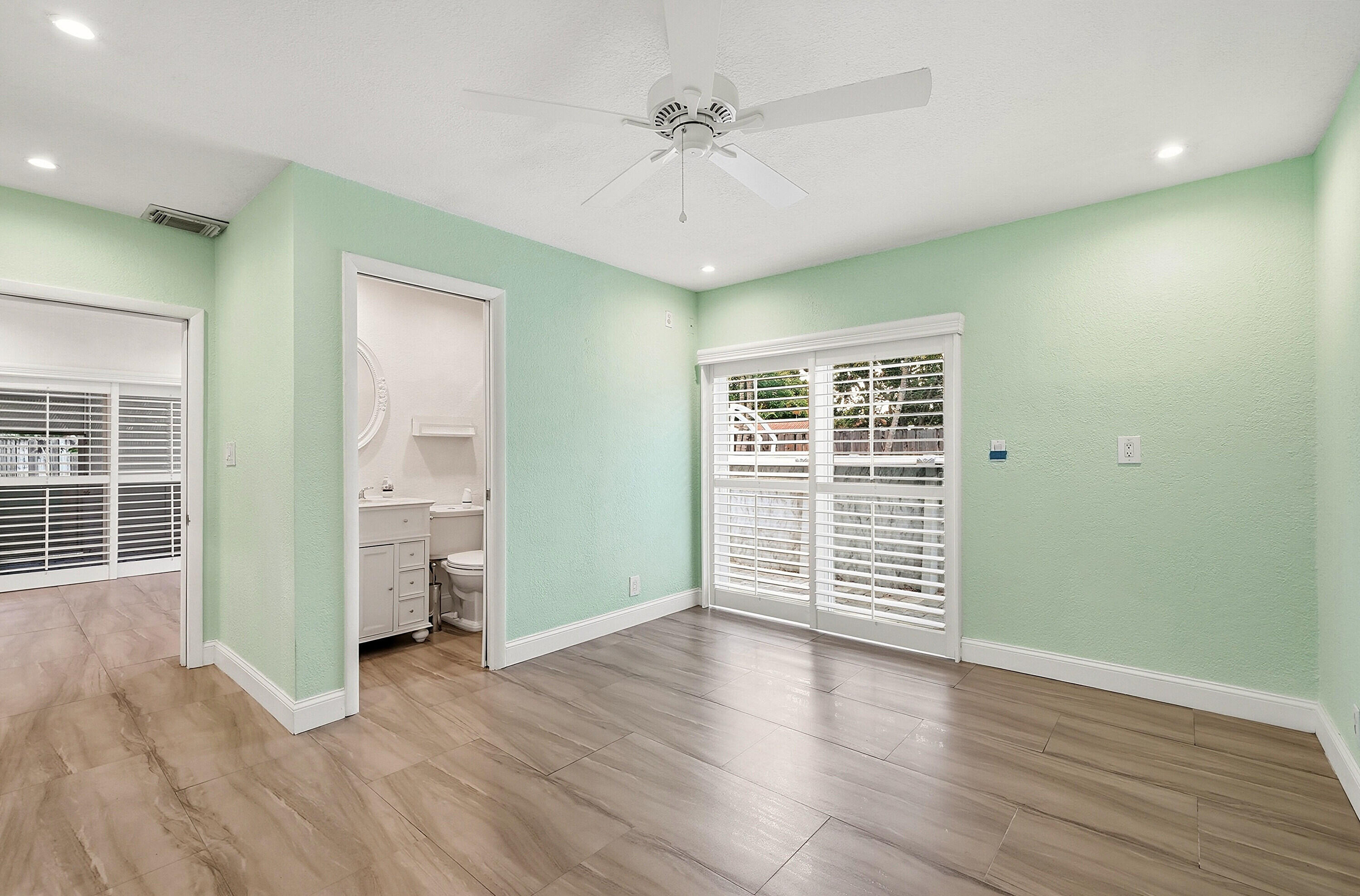 1777 NE 17th, Fort Lauderdale FL 33305