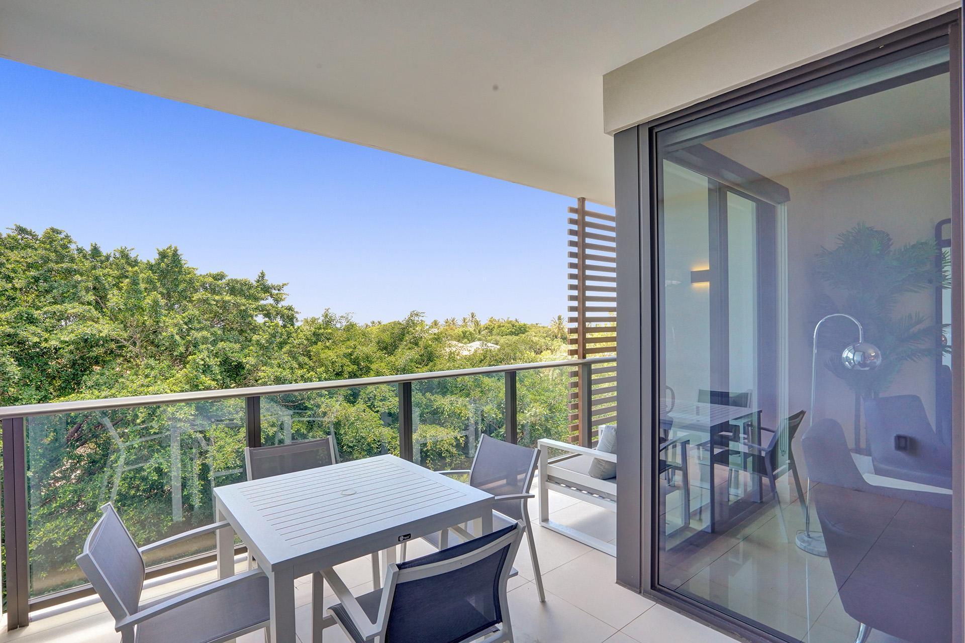 3040 N Ocean #N205, Fort Lauderdale FL 33308