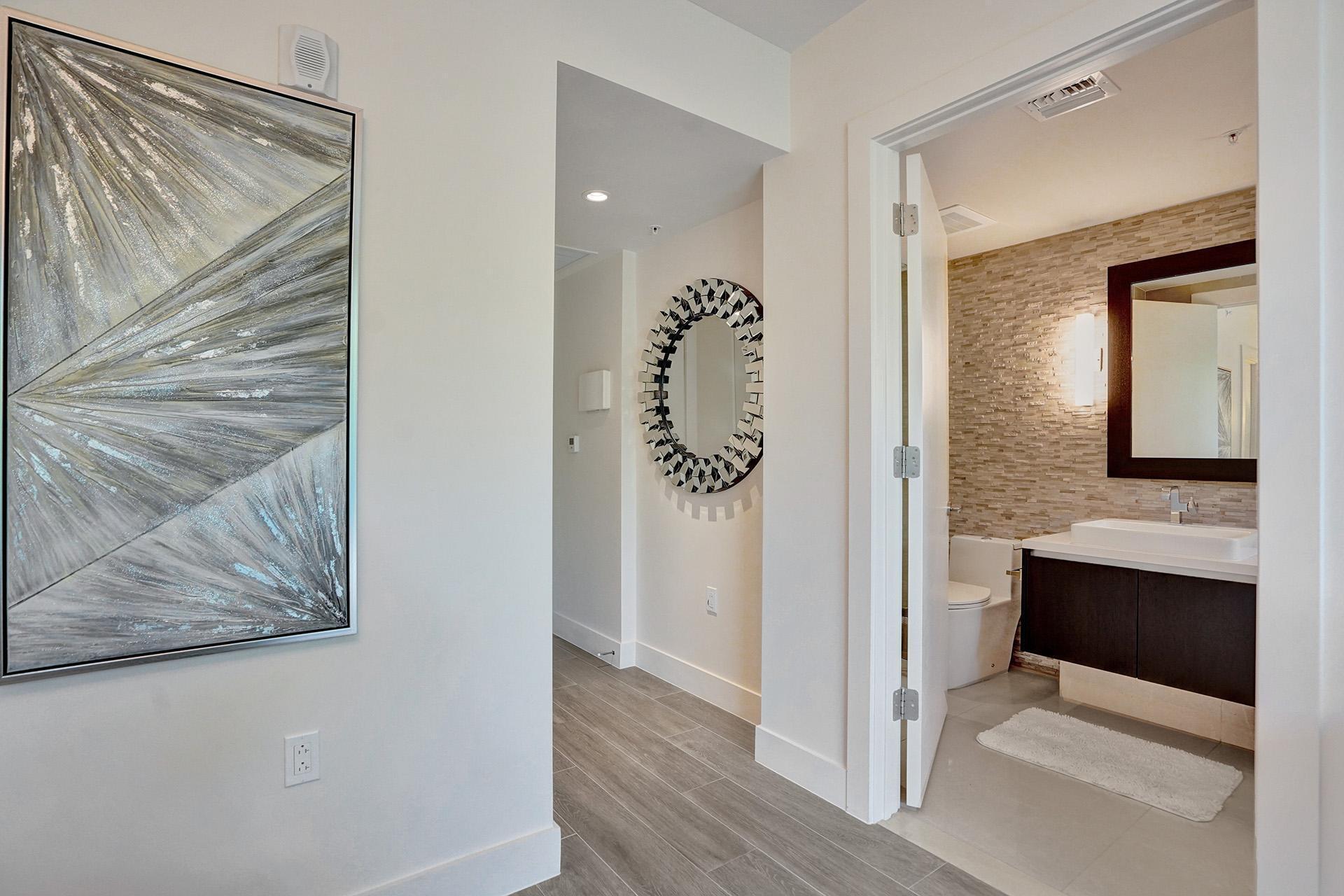 3040 N Ocean #N205, Fort Lauderdale FL 33308