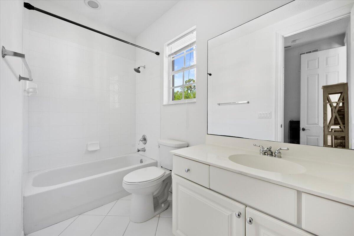 956 Mill Creek, Palm Beach Gardens FL 33410