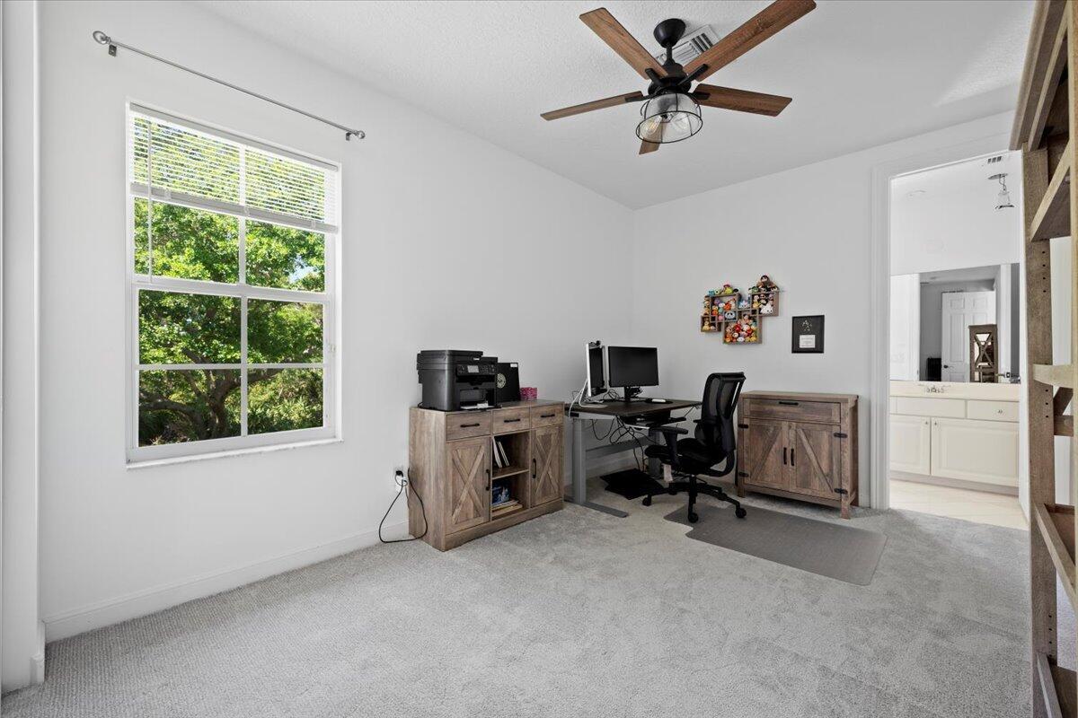 956 Mill Creek, Palm Beach Gardens FL 33410