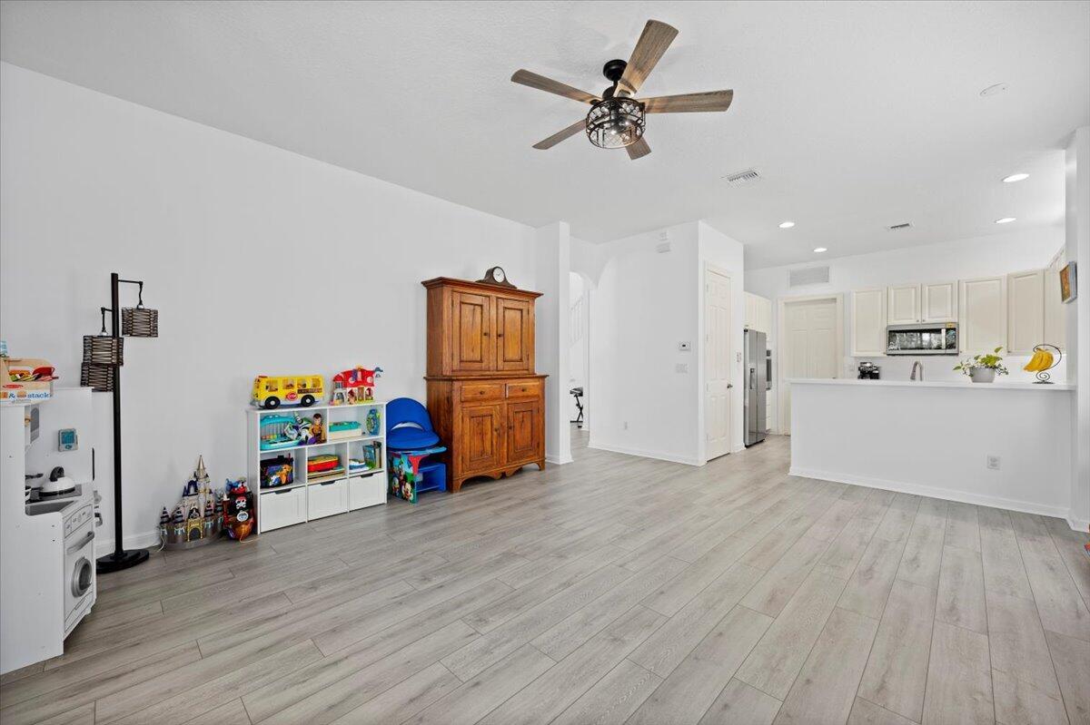 956 Mill Creek, Palm Beach Gardens FL 33410