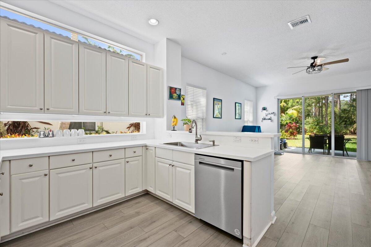956 Mill Creek, Palm Beach Gardens FL 33410
