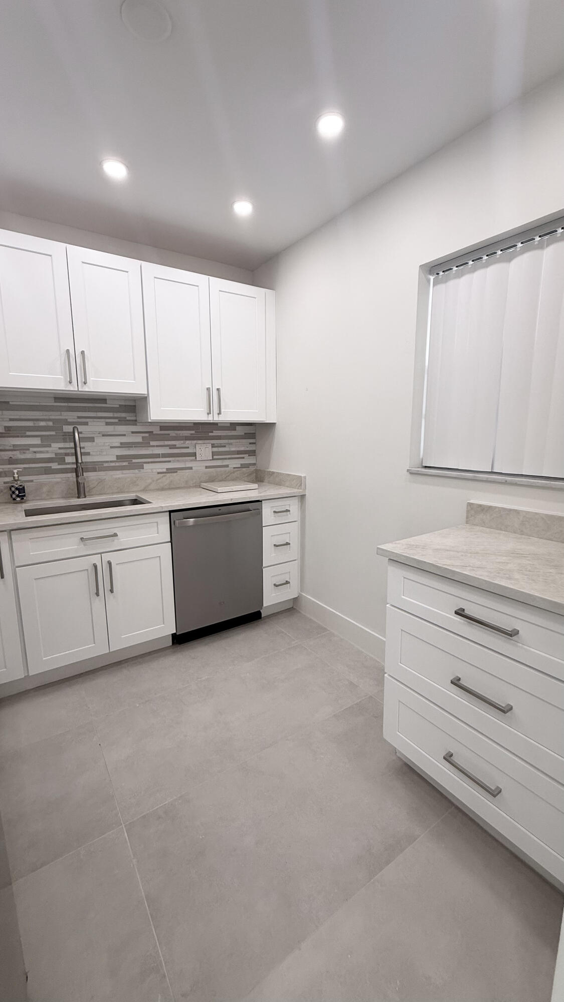 6505 Winfield, Margate FL 33063