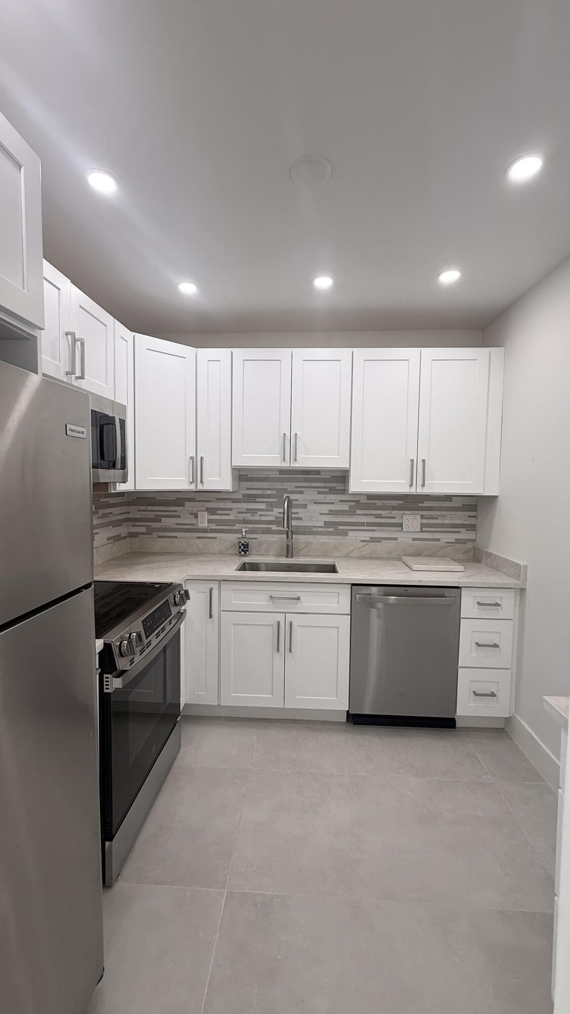 6505 Winfield, Margate FL 33063
