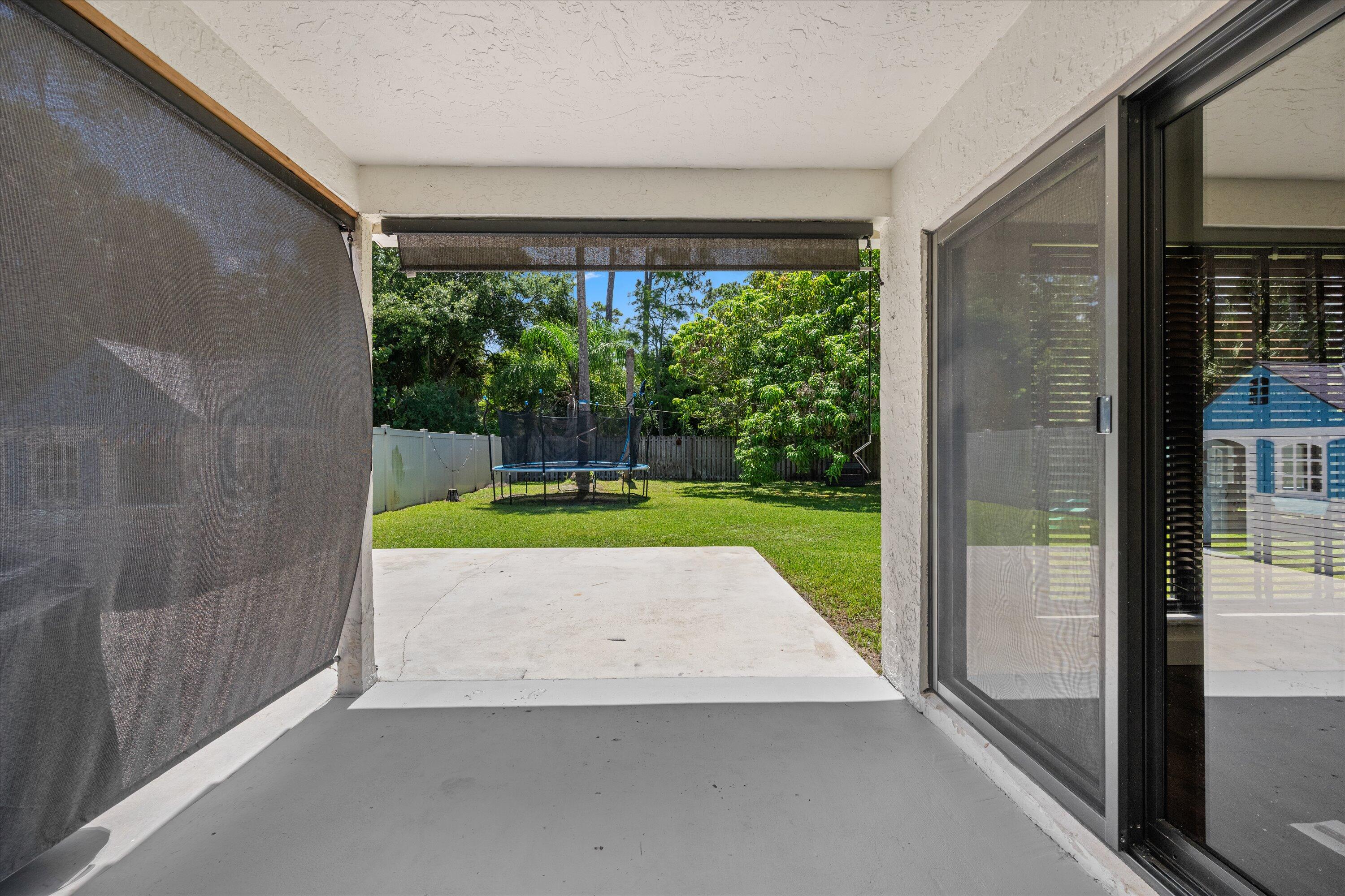 1051 New Parkview, Haverhill FL 33417