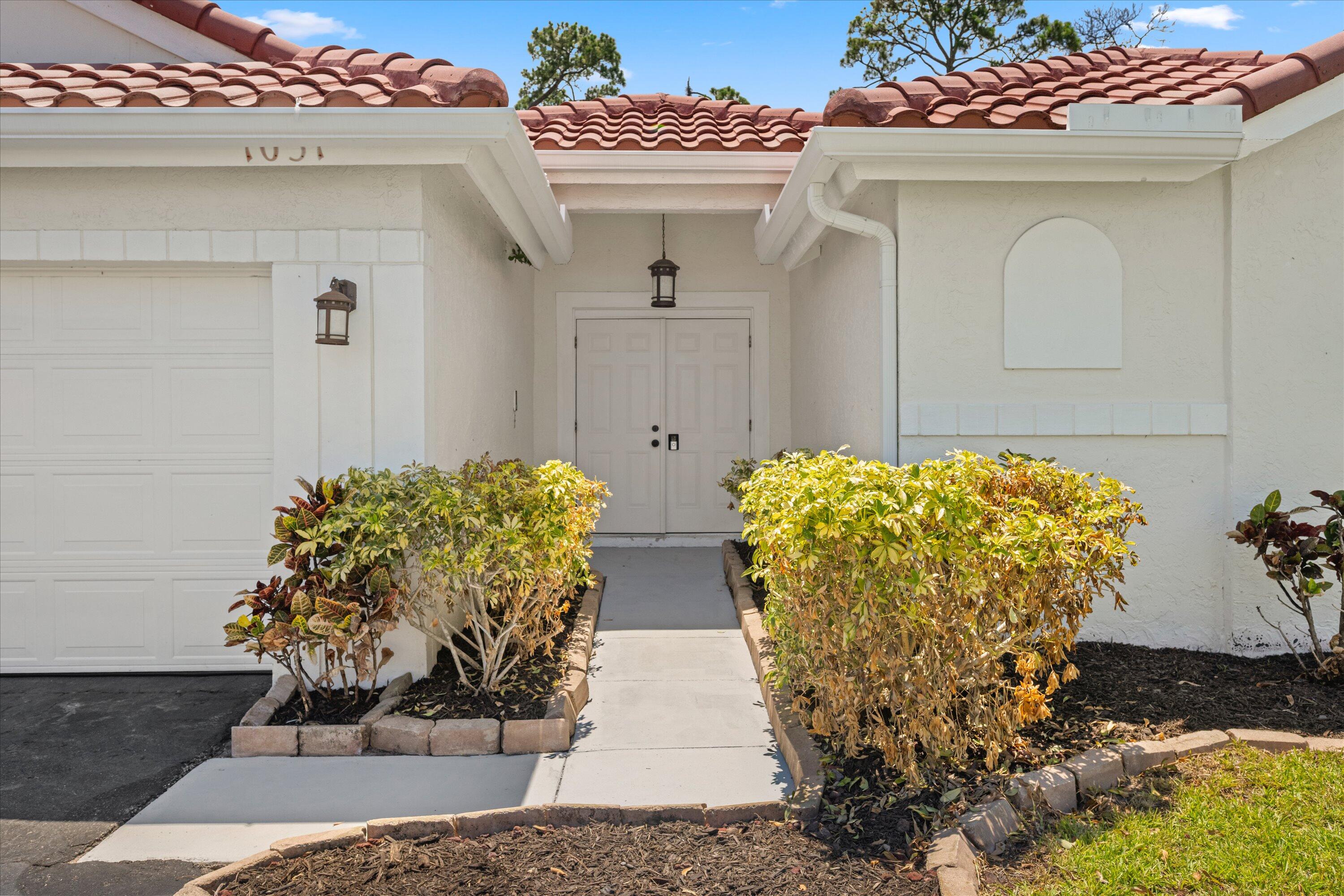1051 New Parkview, Haverhill FL 33417