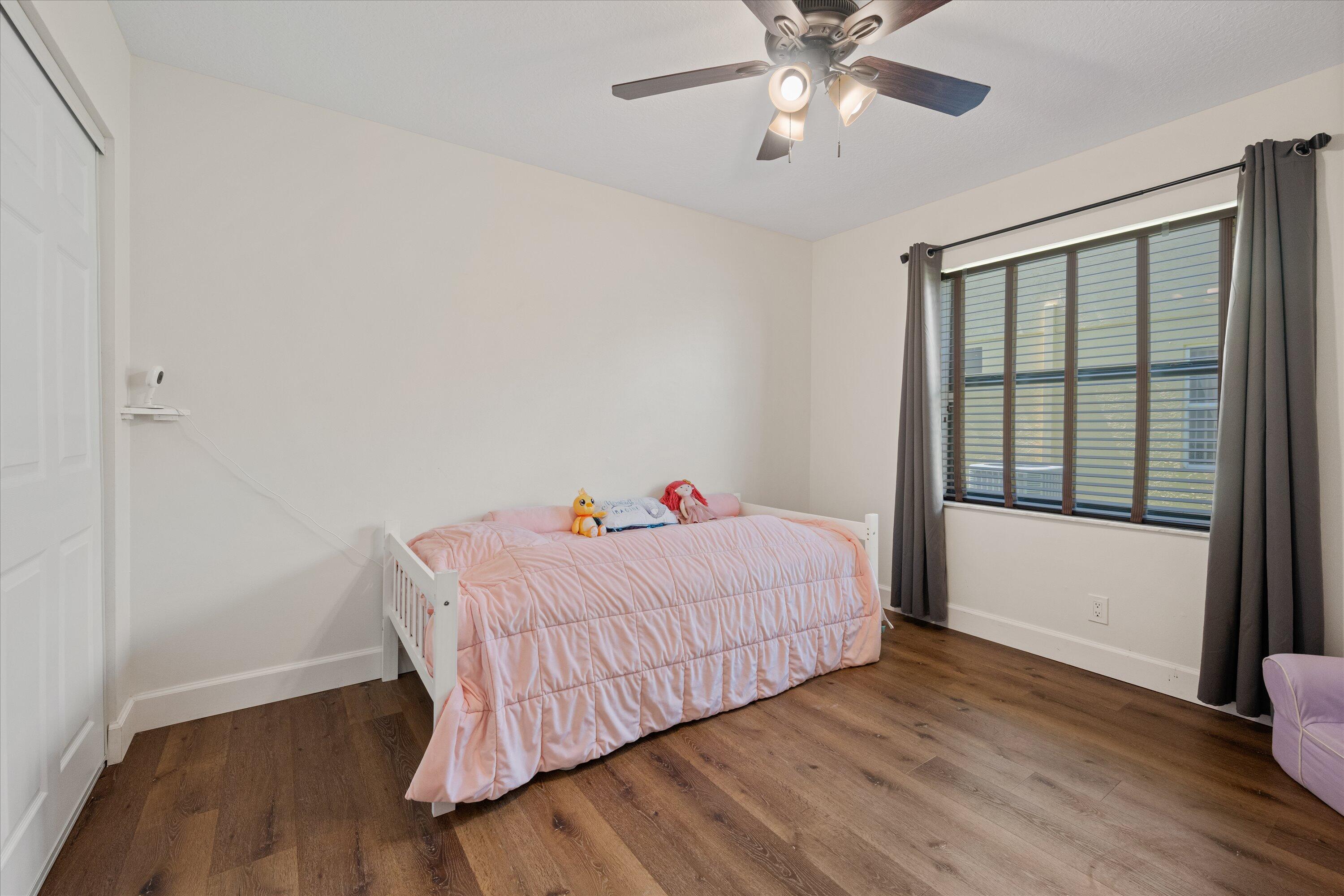 1051 New Parkview, Haverhill FL 33417