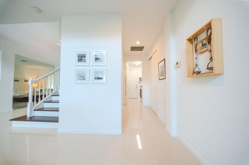 163 Bella Vista, Royal Palm Beach FL 33411