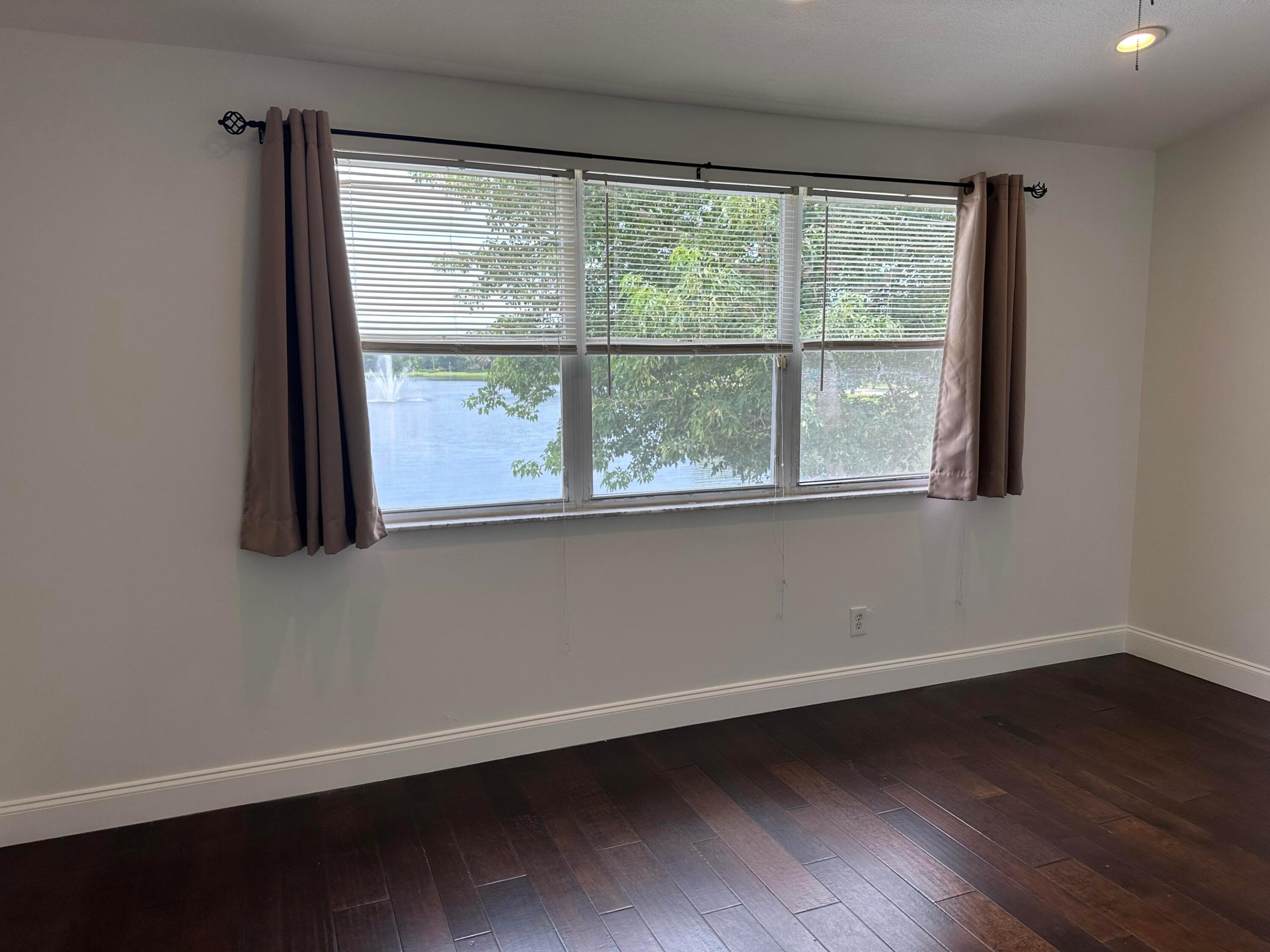5220 NW 53rd, Coconut Creek FL 33073