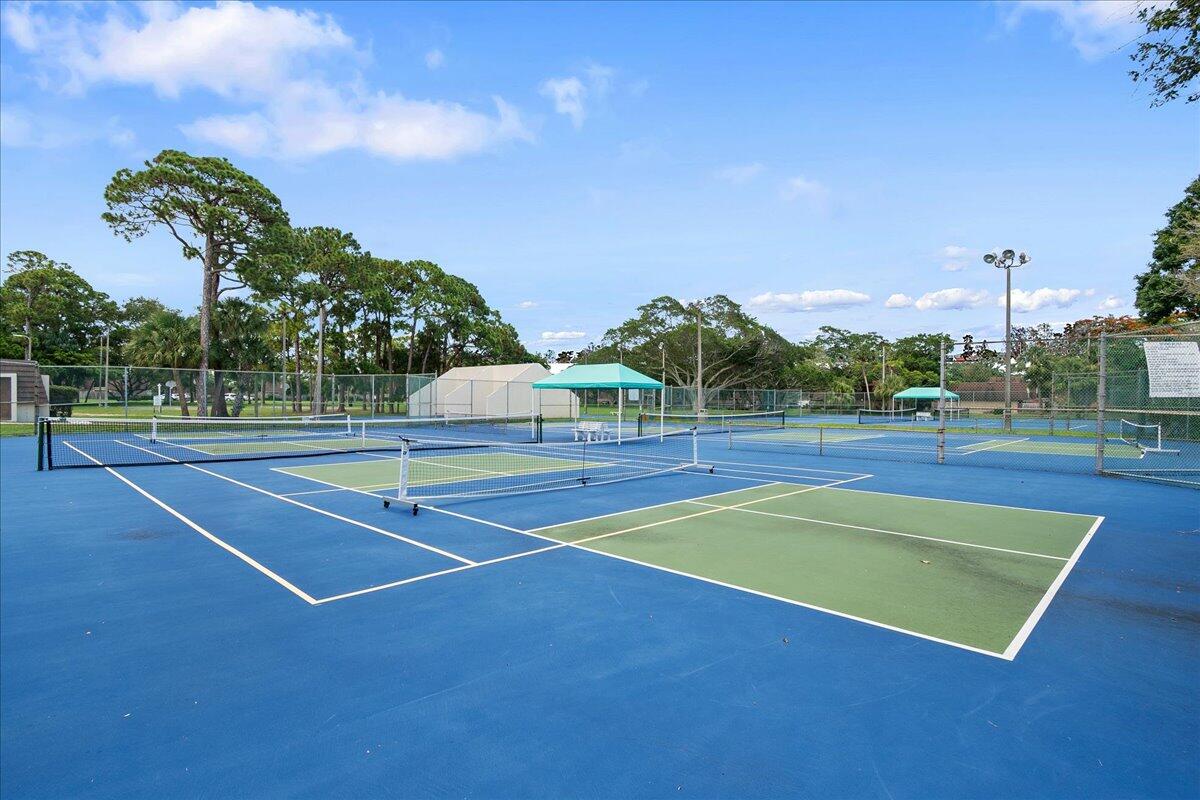 2108 21st, Palm Beach Gardens FL 33418