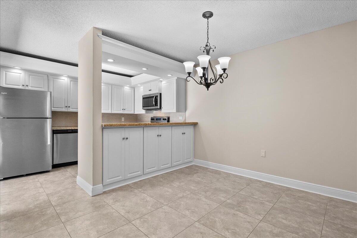 2108 21st, Palm Beach Gardens FL 33418