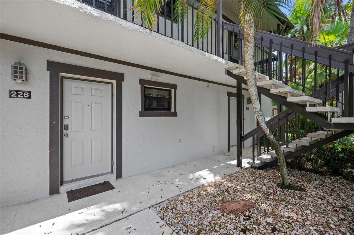 13334 Polo Club #226, Wellington FL 33414