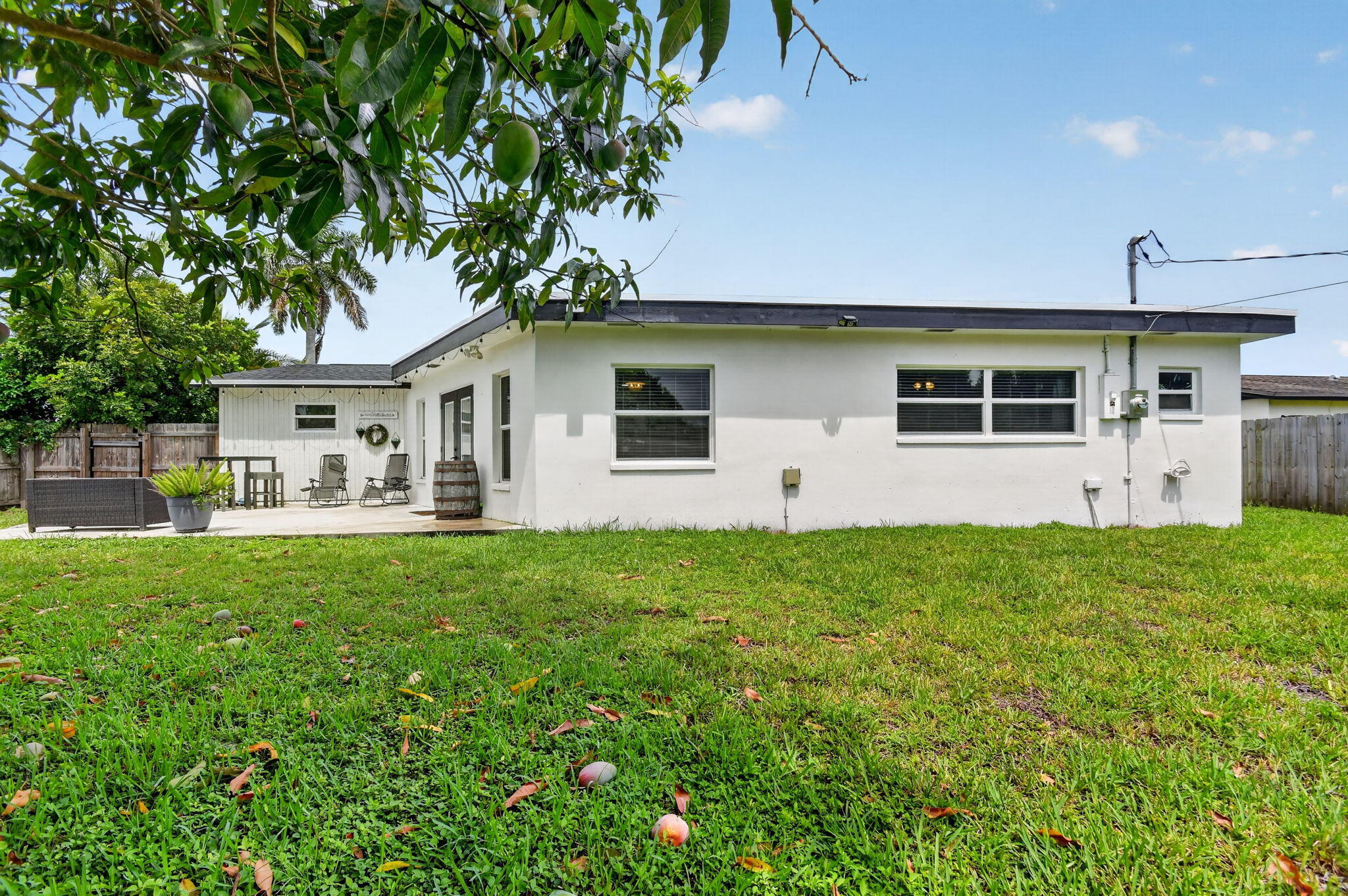 445 Palo Alto, Palm Springs FL 33461