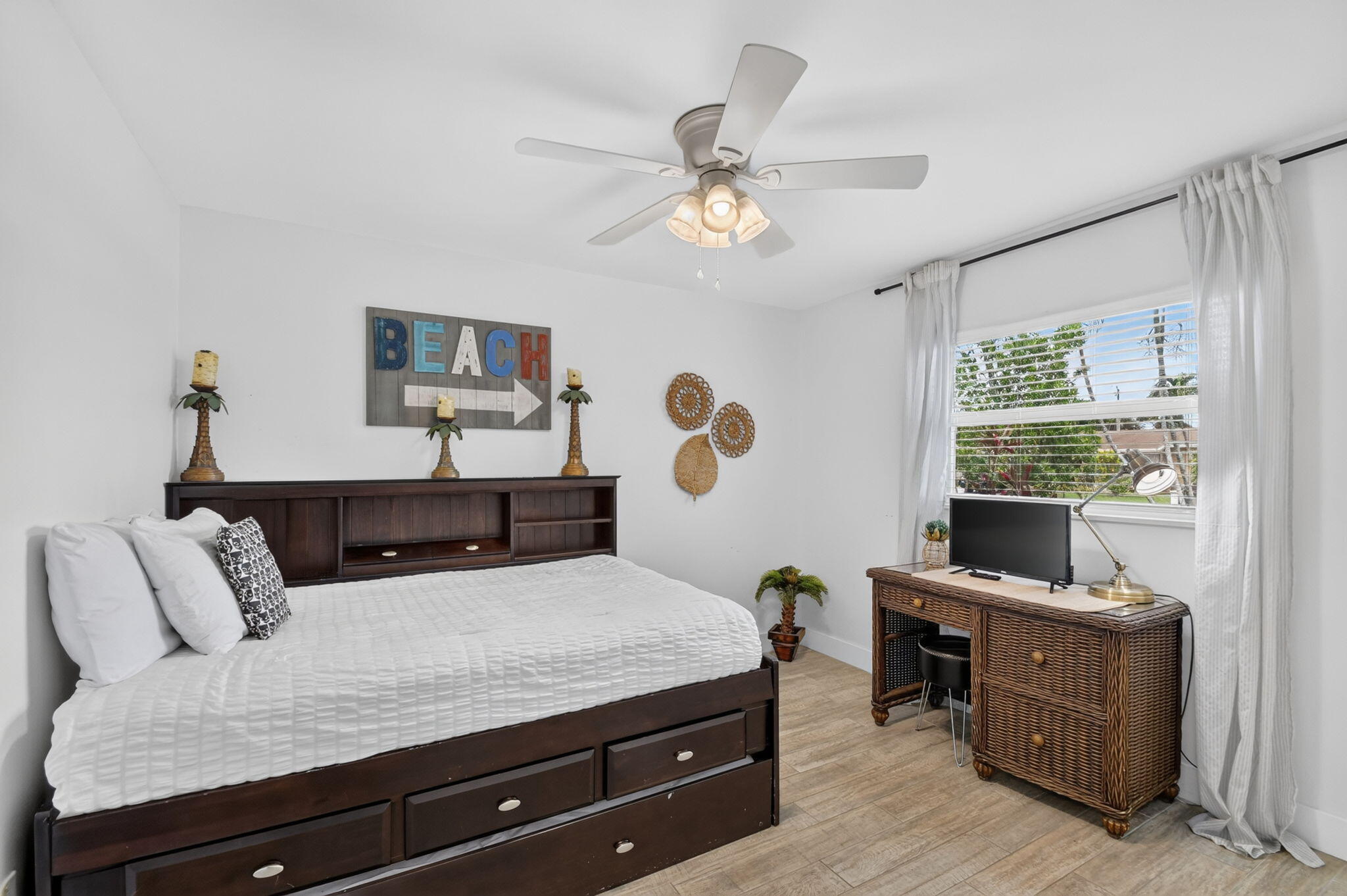 445 Palo Alto, Palm Springs FL 33461